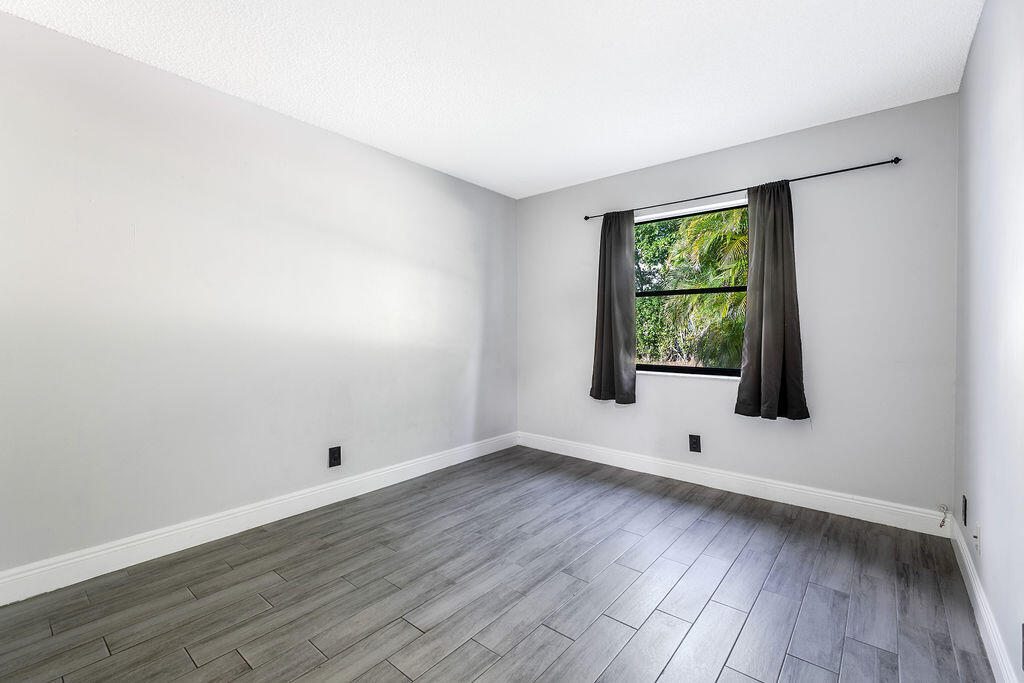 4953 Freedom #302, Lake Worth FL 33462