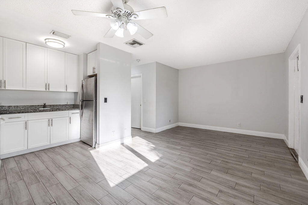 4953 Freedom #302, Lake Worth FL 33462