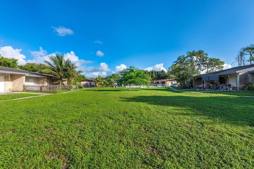 4953 Freedom #302, Lake Worth FL 33462