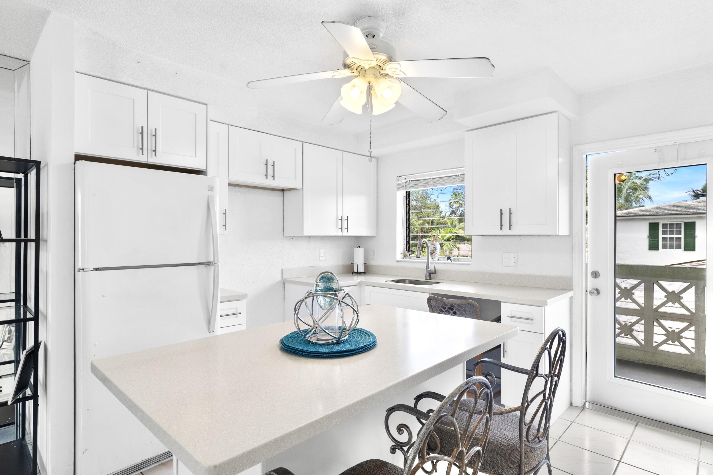 1000 SE 4th #206, Fort Lauderdale FL 33301