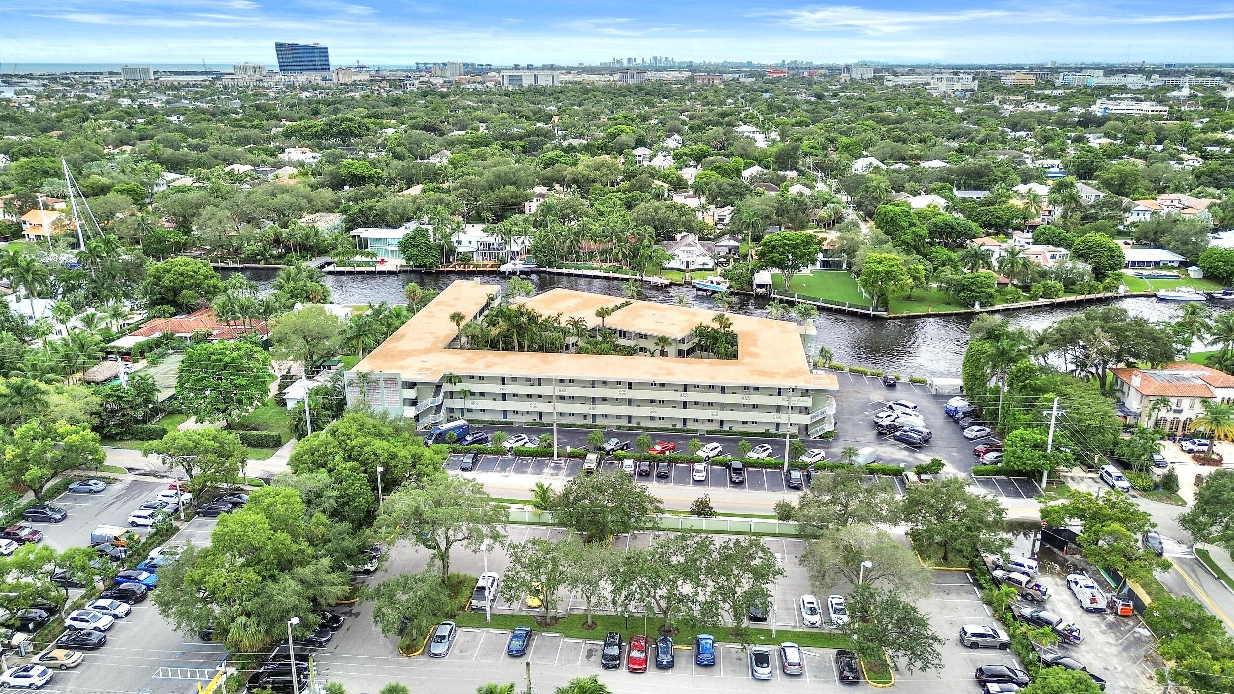 1000 SE 4th #206, Fort Lauderdale FL 33301