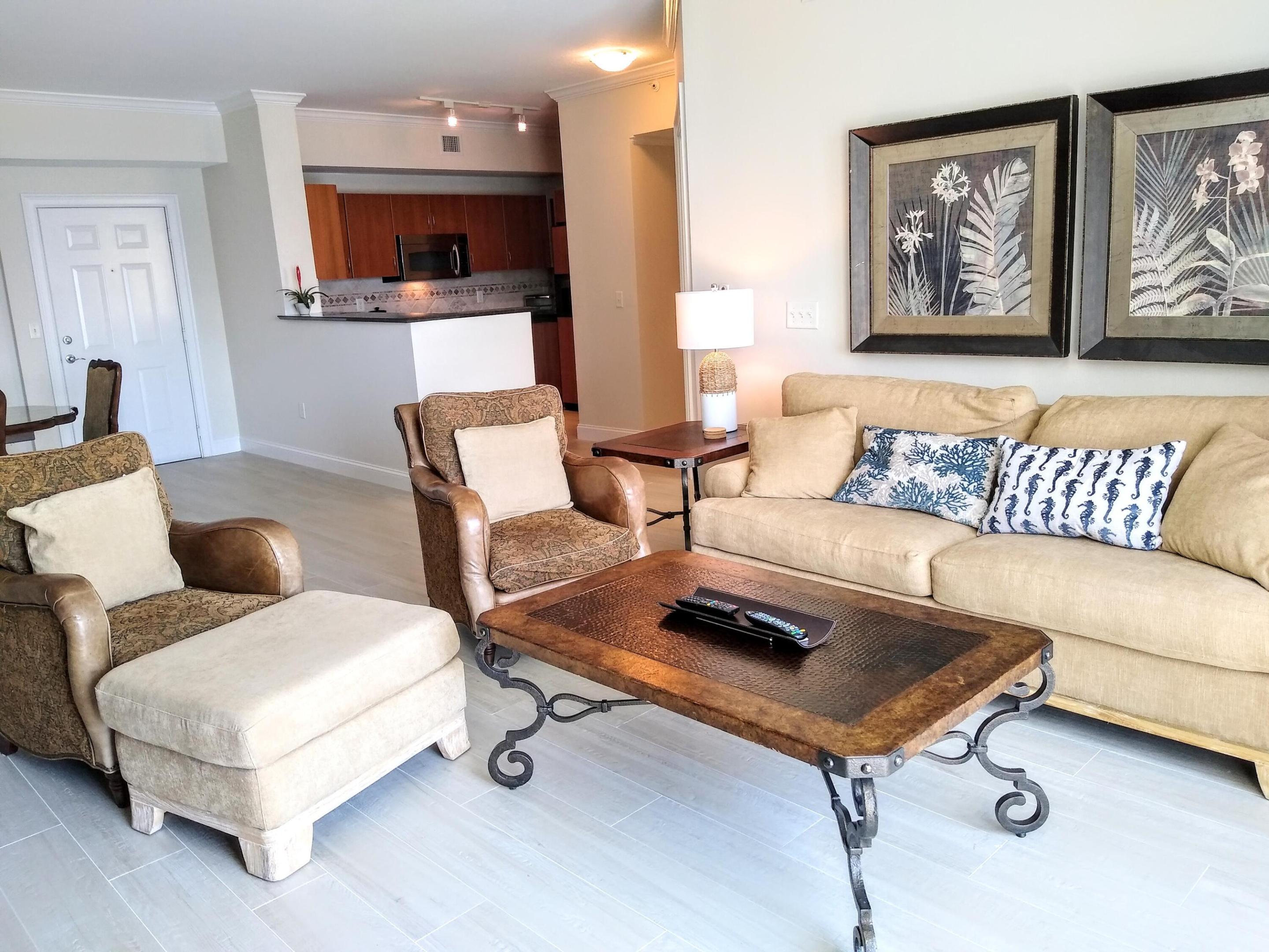 806 E Windward #410, Lantana FL 33462