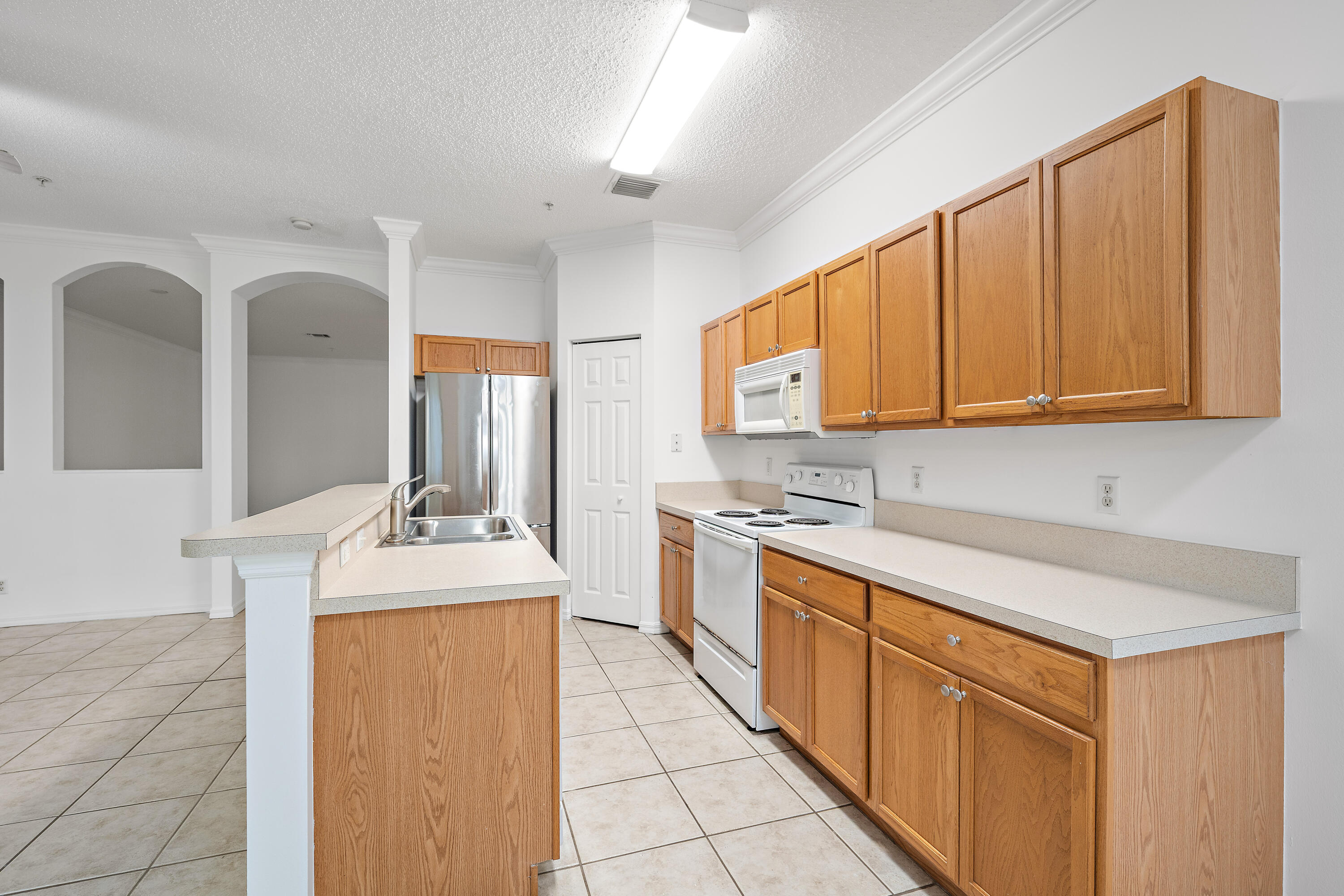 103 Lighthouse #G, Tequesta FL 33469