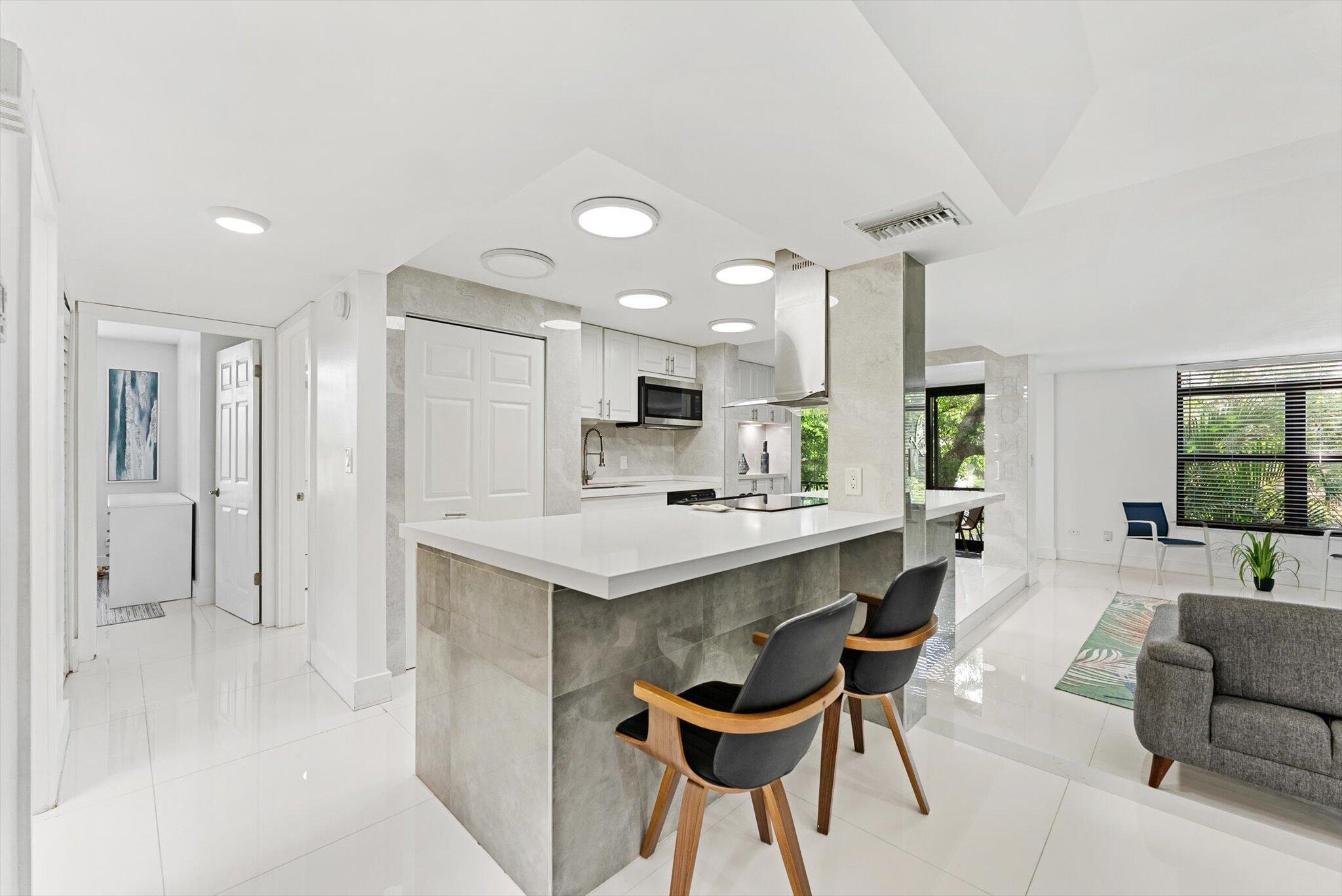 3730 INVERRARY #2L, Lauderhill FL 33319
