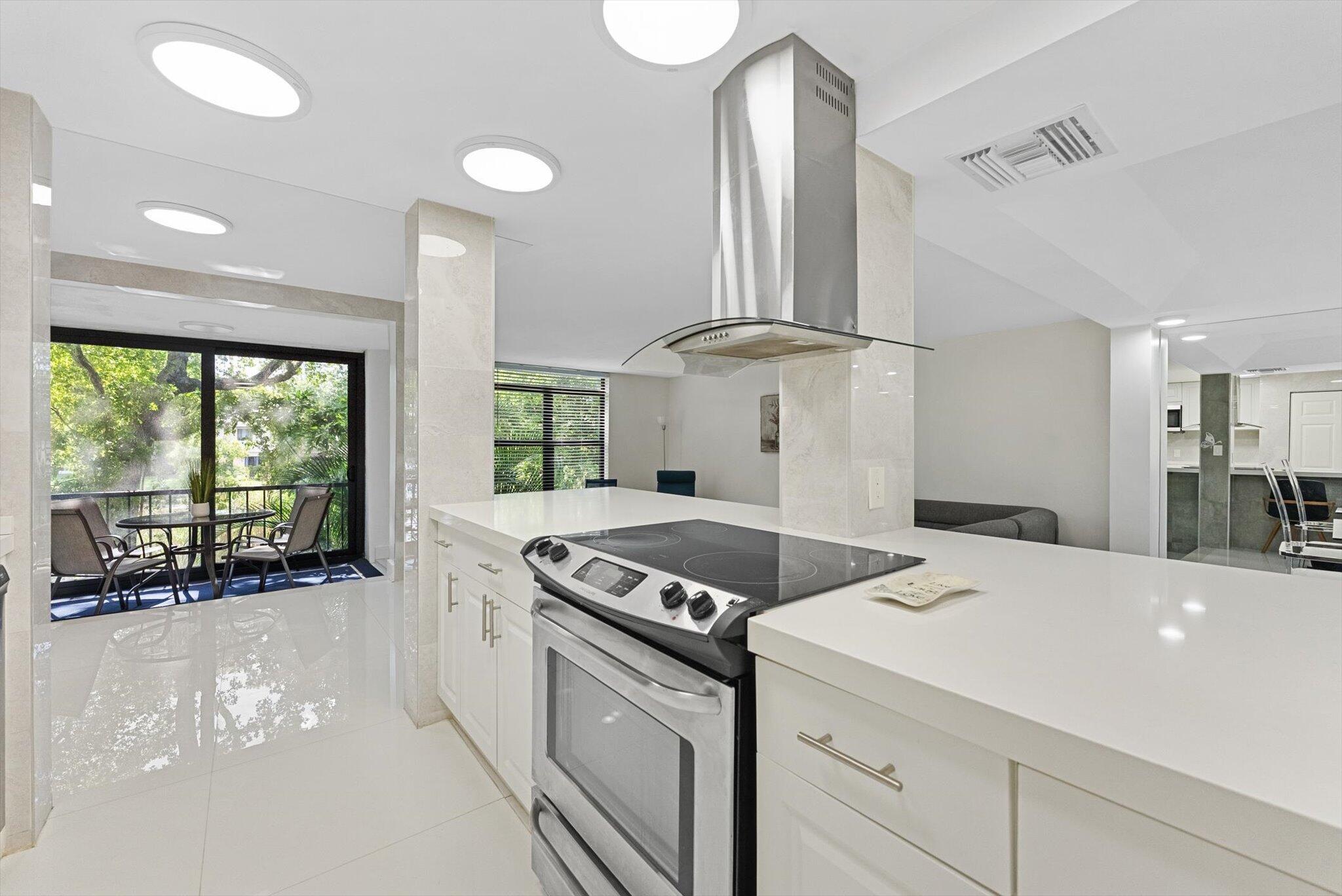3730 INVERRARY #2L, Lauderhill FL 33319