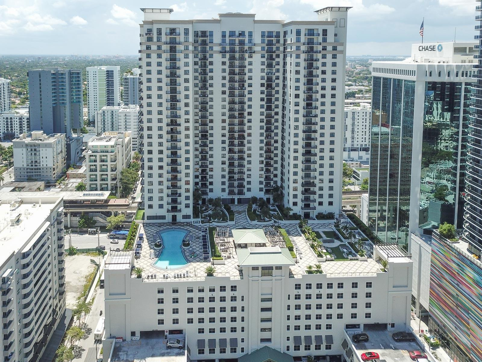 999 SW 1ST #2913, Miami FL 33130