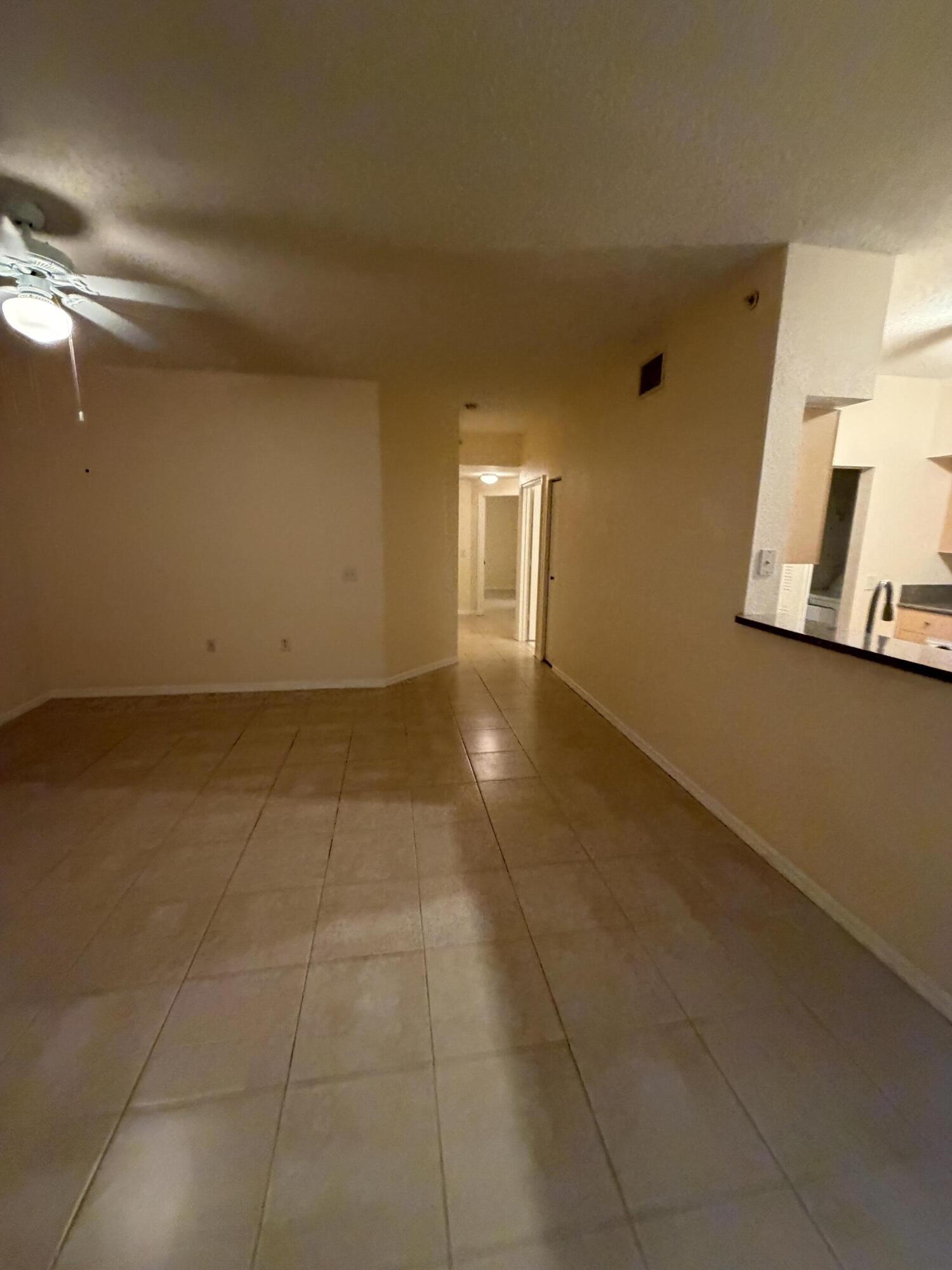 350 Crestwood #308, Royal Palm Beach FL 33411
