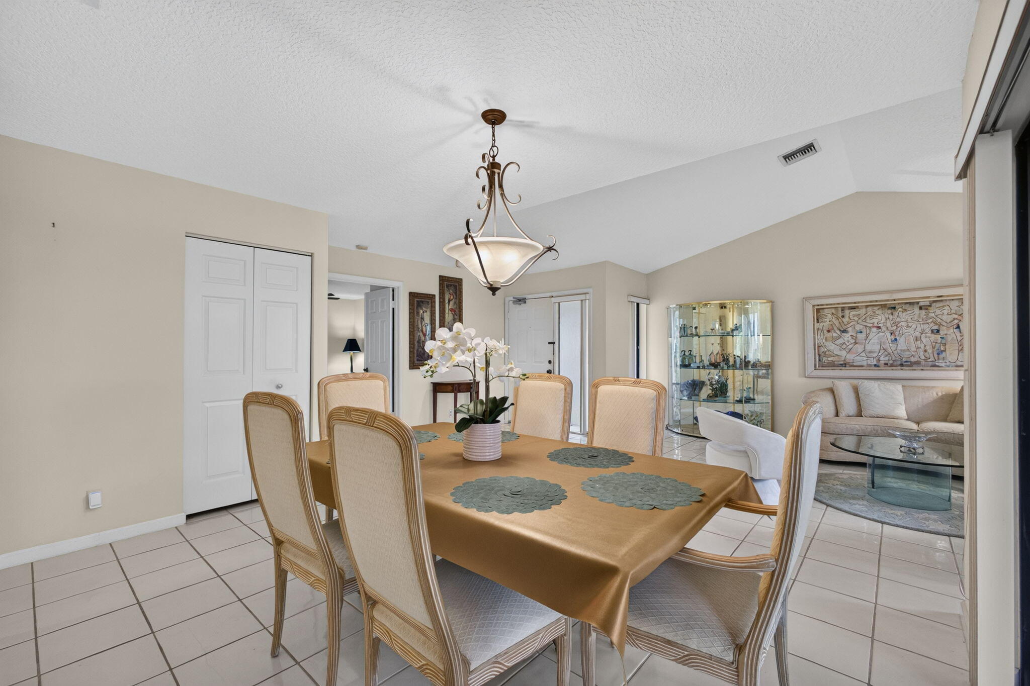 10 Lexington #A, Palm Beach Gardens FL 33418
