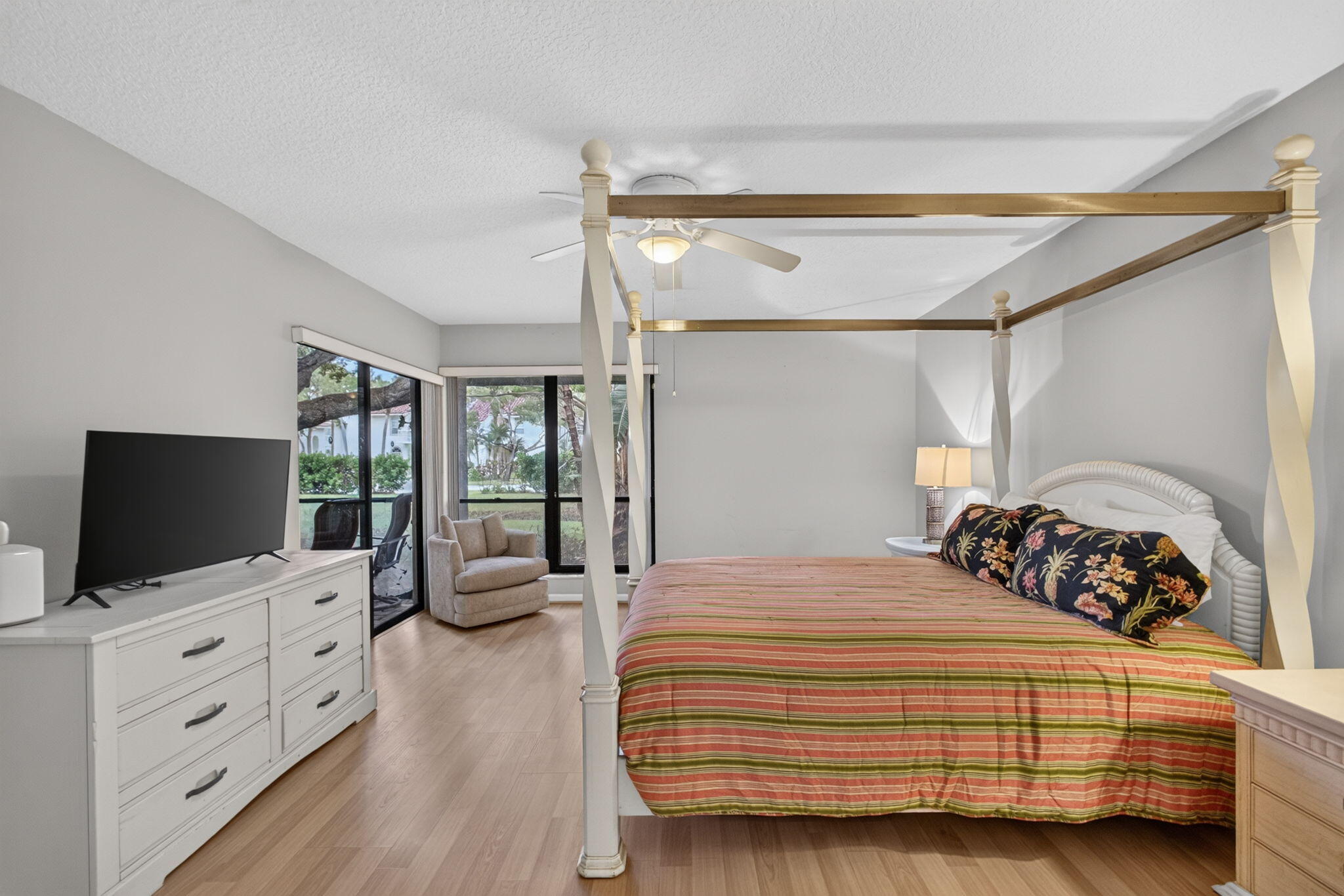 10 Lexington #A, Palm Beach Gardens FL 33418