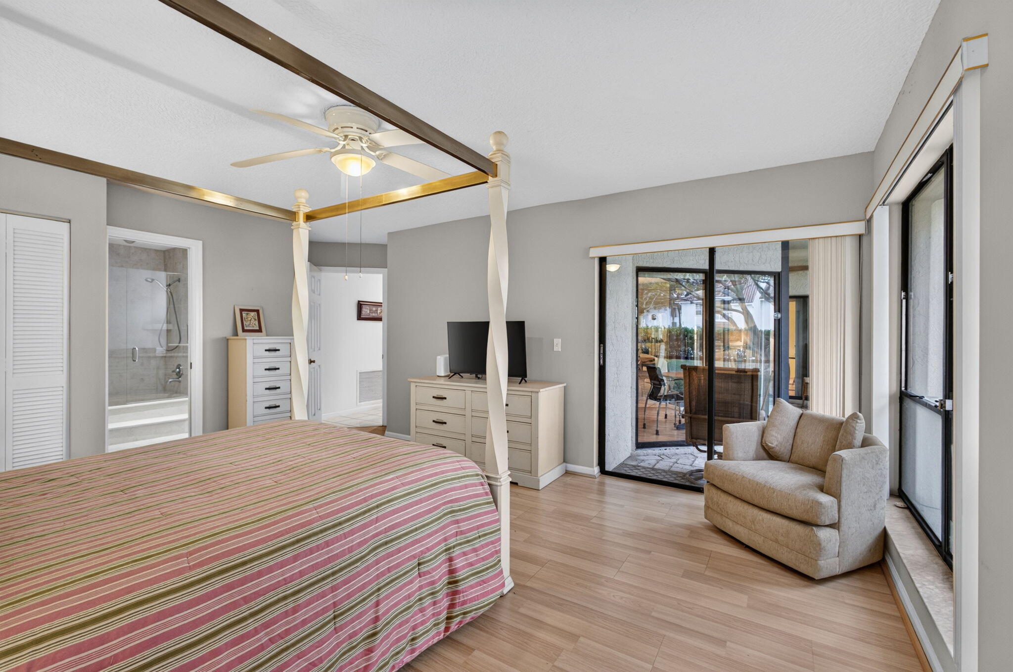 10 Lexington #A, Palm Beach Gardens FL 33418