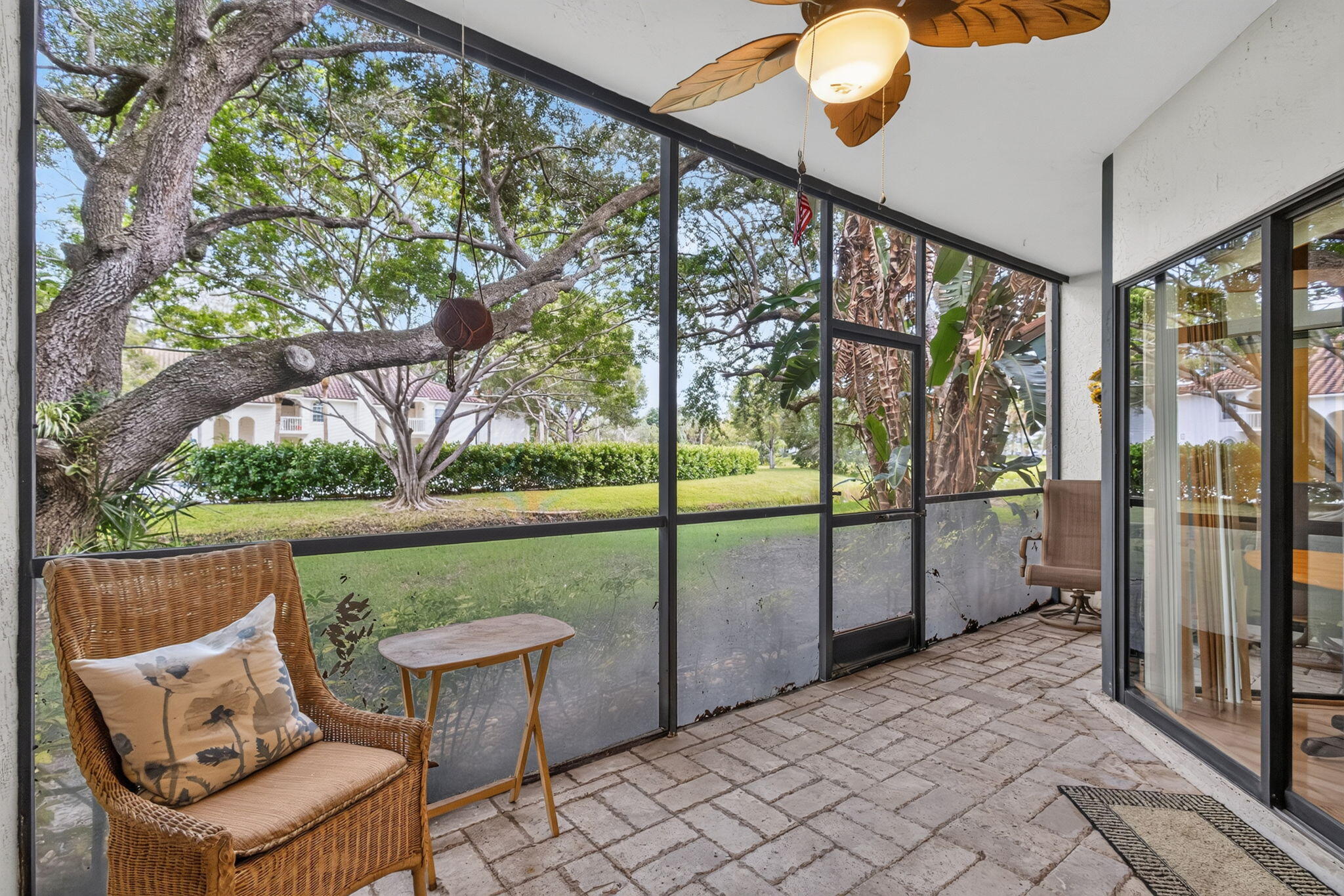 10 Lexington #A, Palm Beach Gardens FL 33418