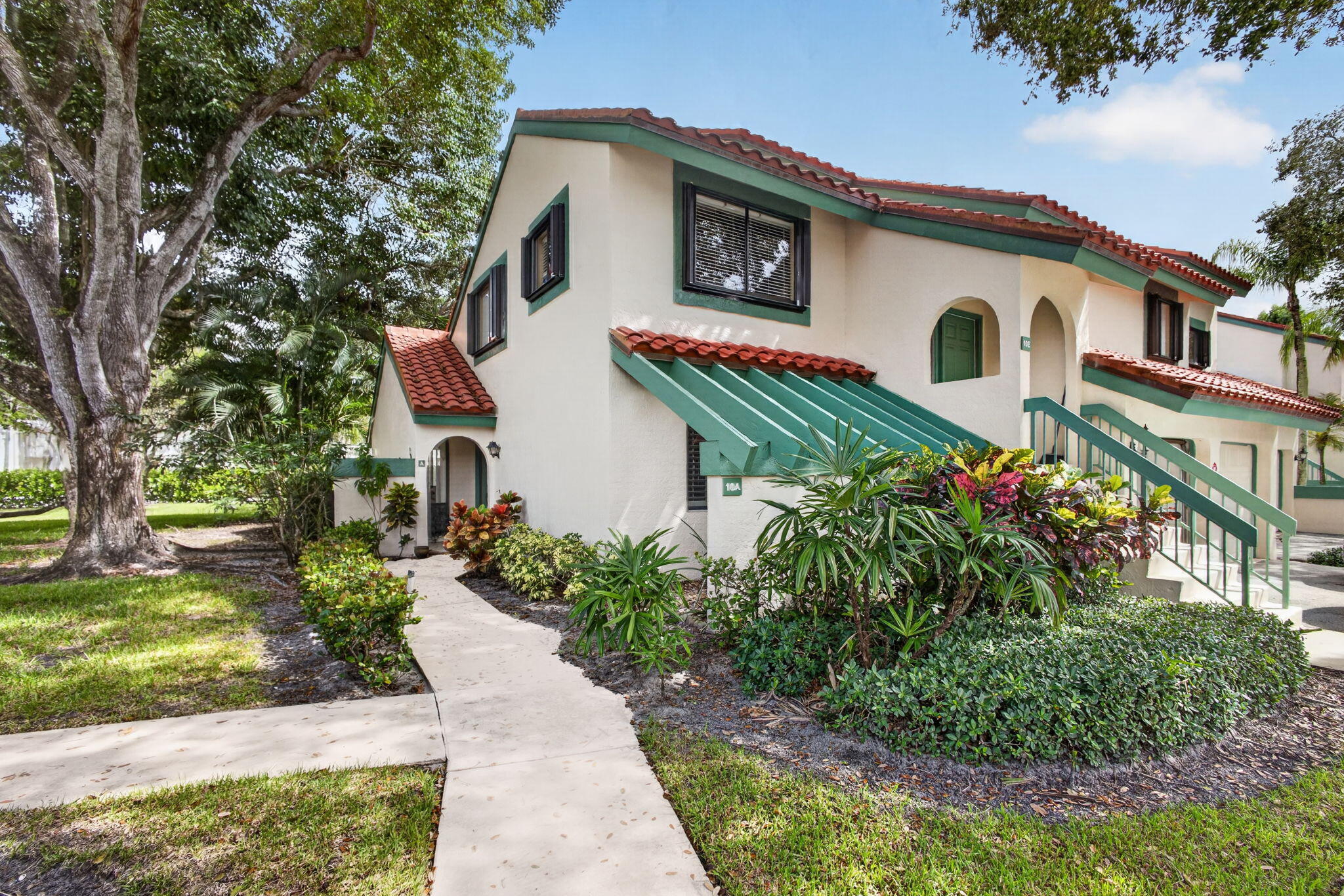 10 Lexington #A, Palm Beach Gardens FL 33418