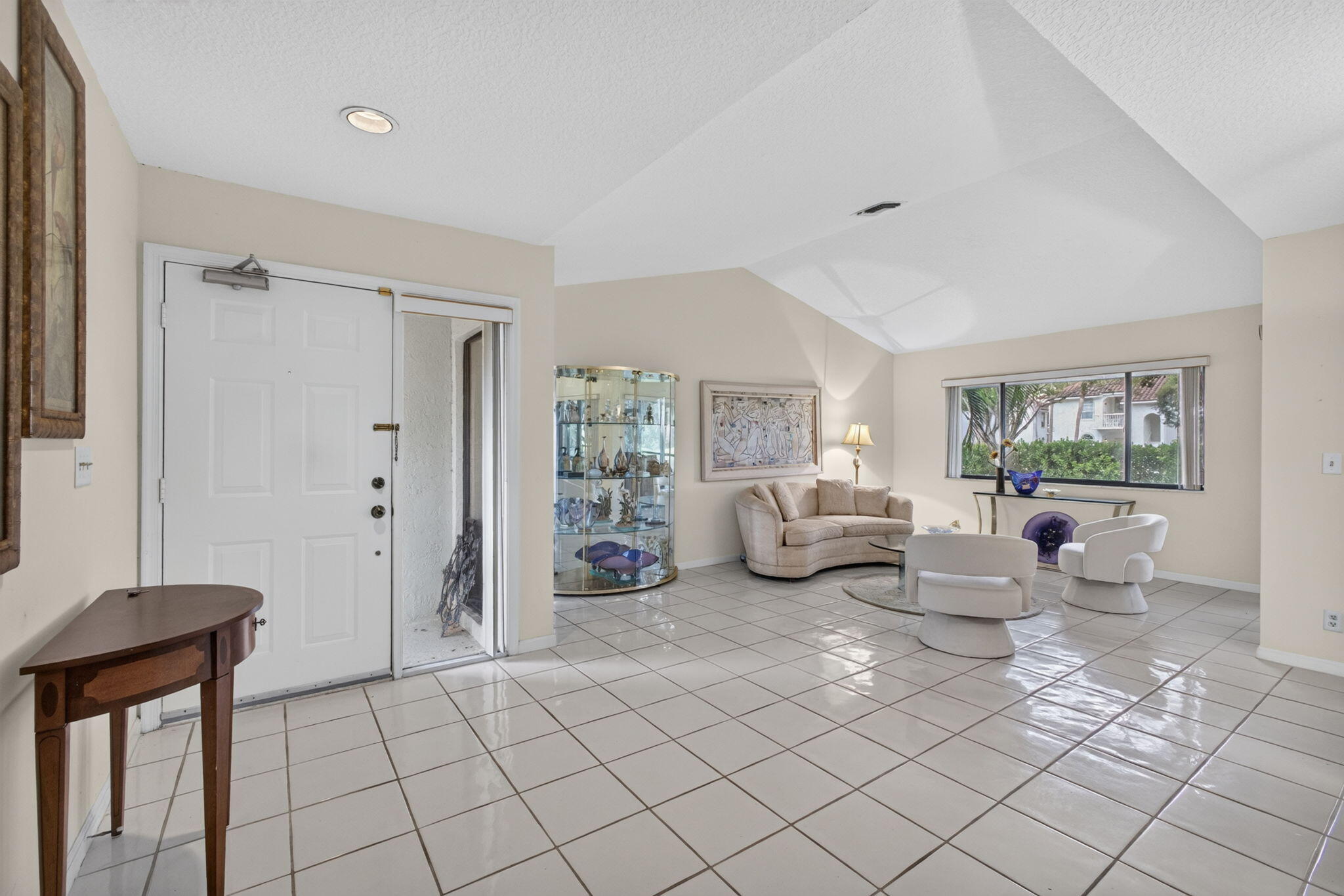 10 Lexington #A, Palm Beach Gardens FL 33418