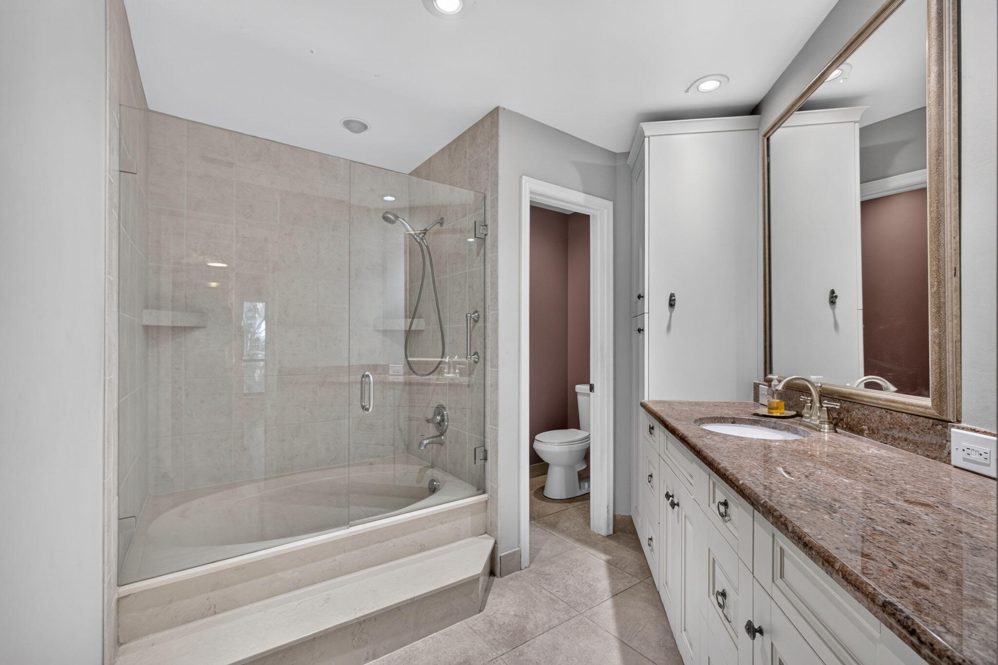 10 Lexington #A, Palm Beach Gardens FL 33418