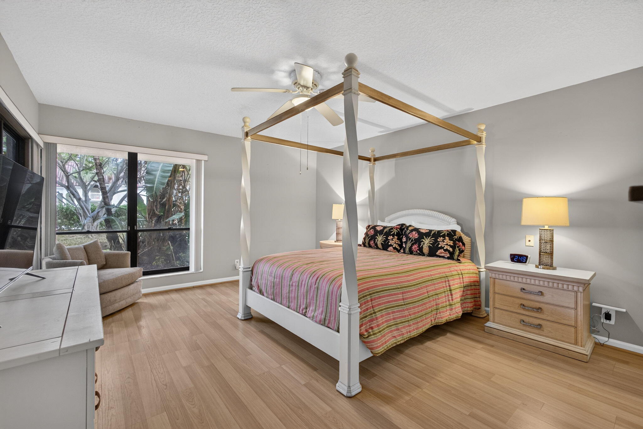 10 Lexington #A, Palm Beach Gardens FL 33418