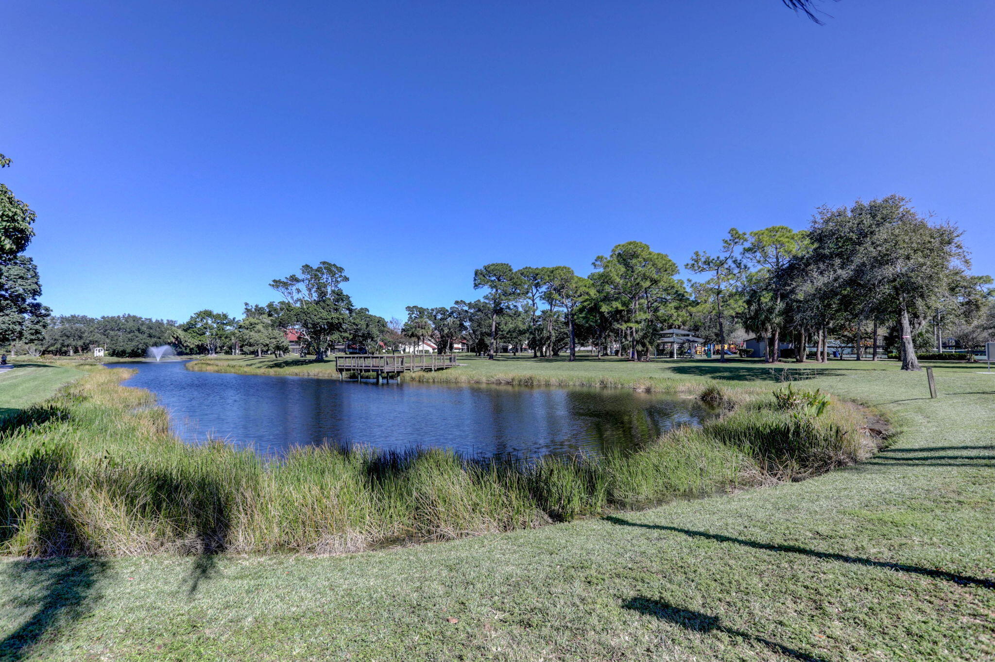 10 Lexington #A, Palm Beach Gardens FL 33418