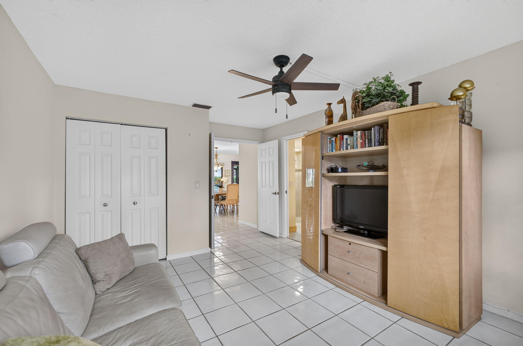 10 Lexington #A, Palm Beach Gardens FL 33418