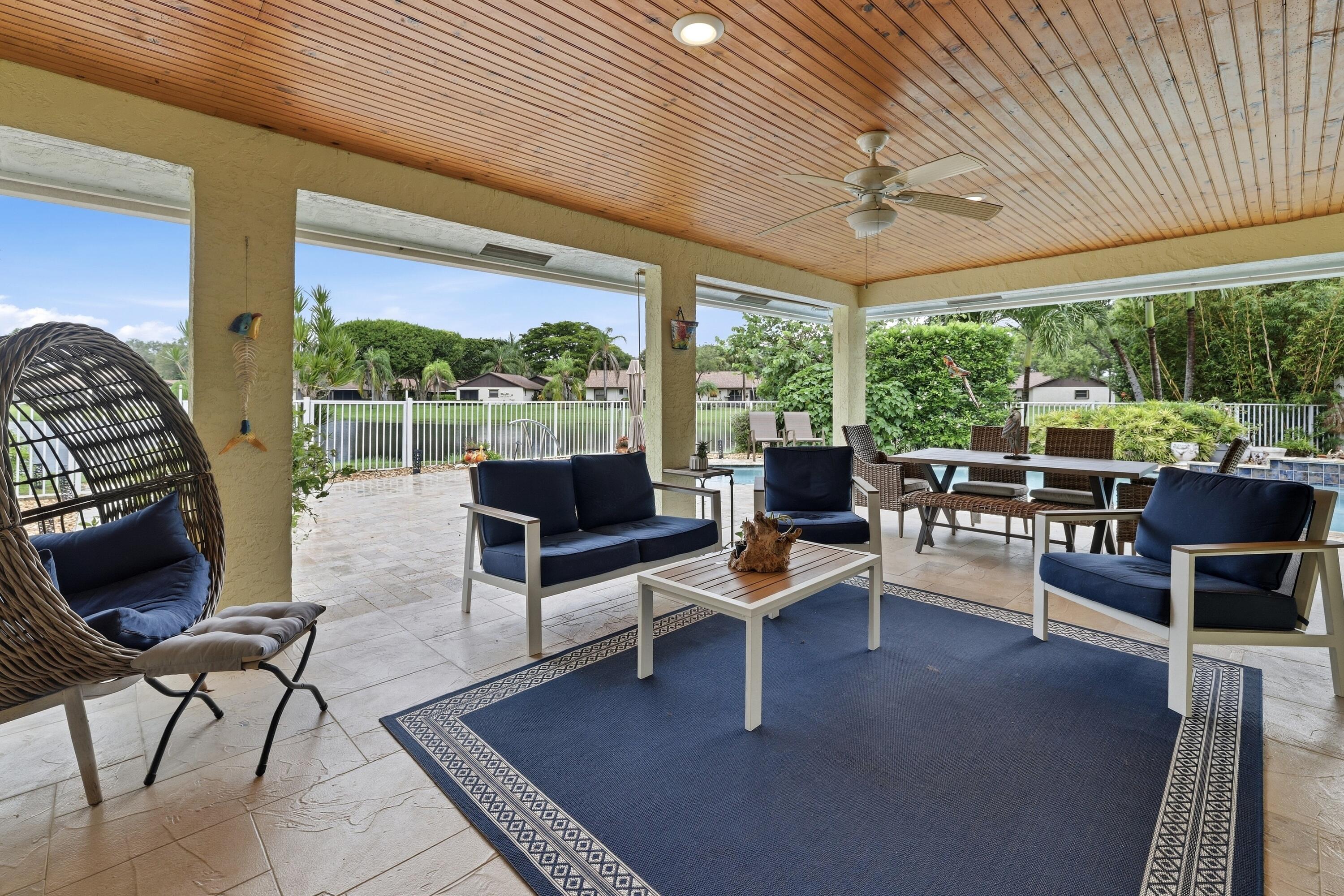 72 VISTA DEL RIO, Boynton Beach FL 33426