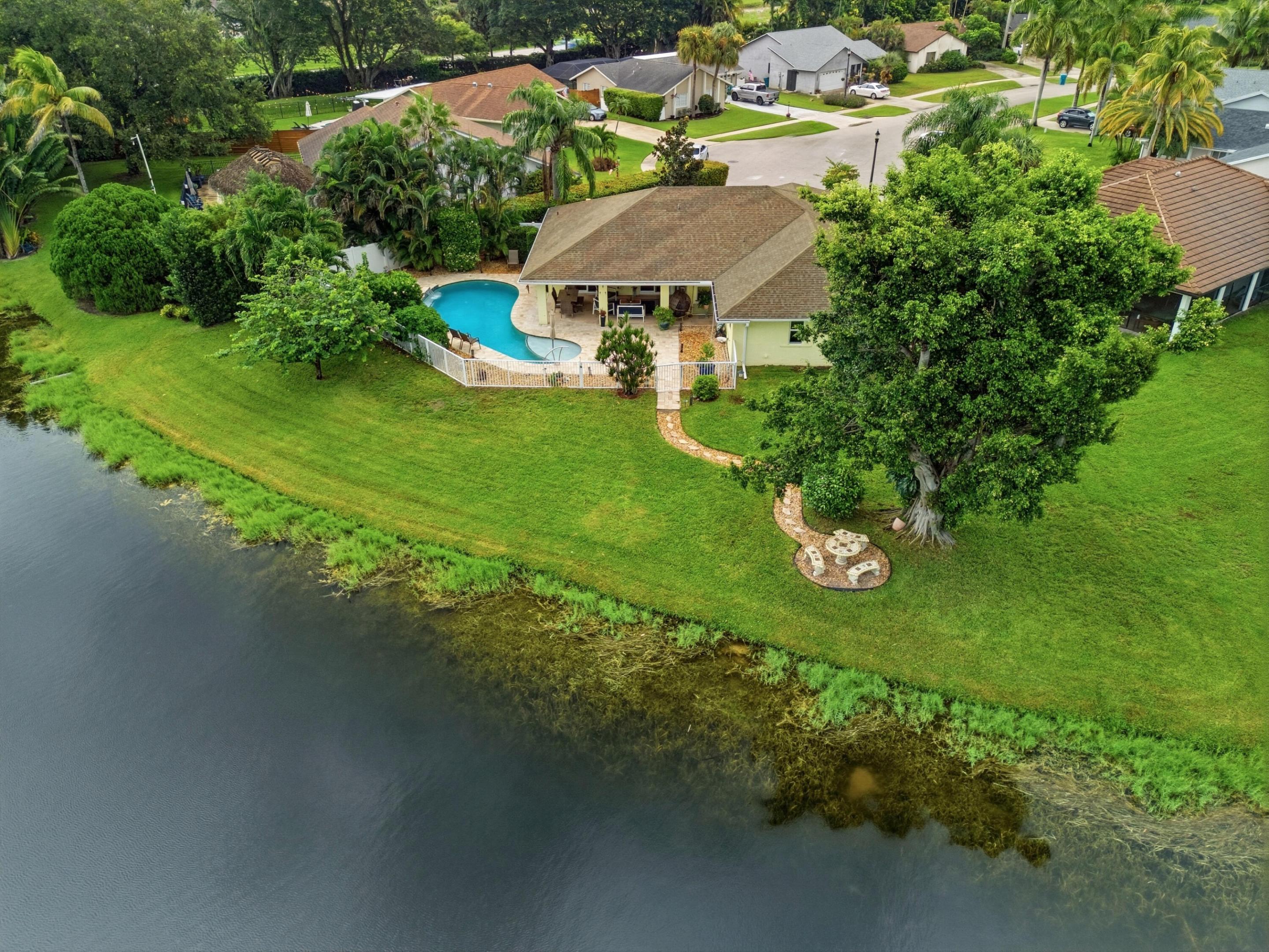 72 VISTA DEL RIO, Boynton Beach FL 33426