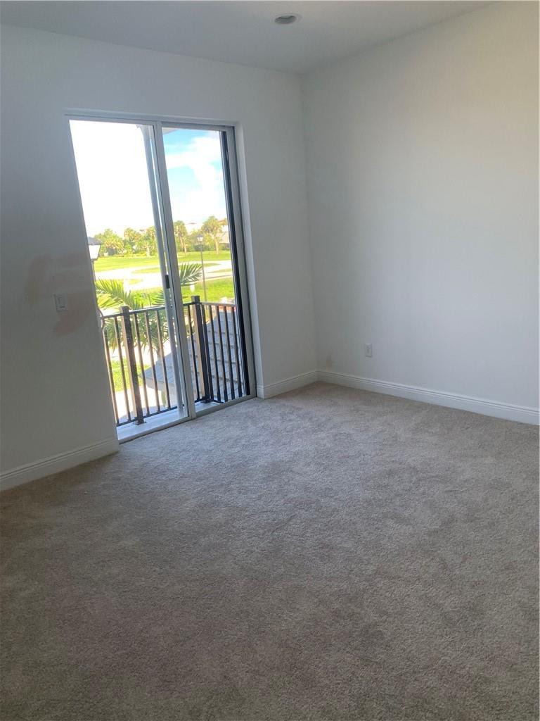 6935 PINES #16, Coconut Creek FL 33073