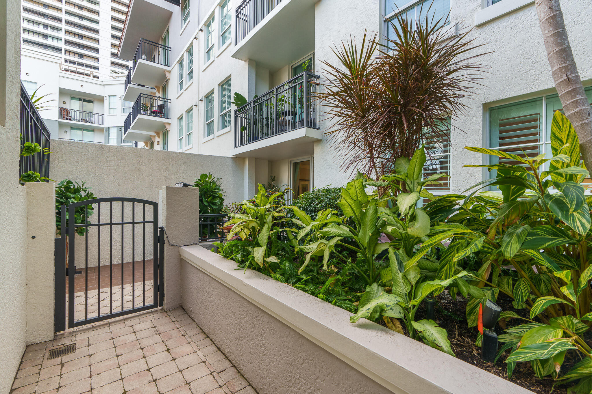 600 S DIXIE #544, West Palm Beach FL 33401