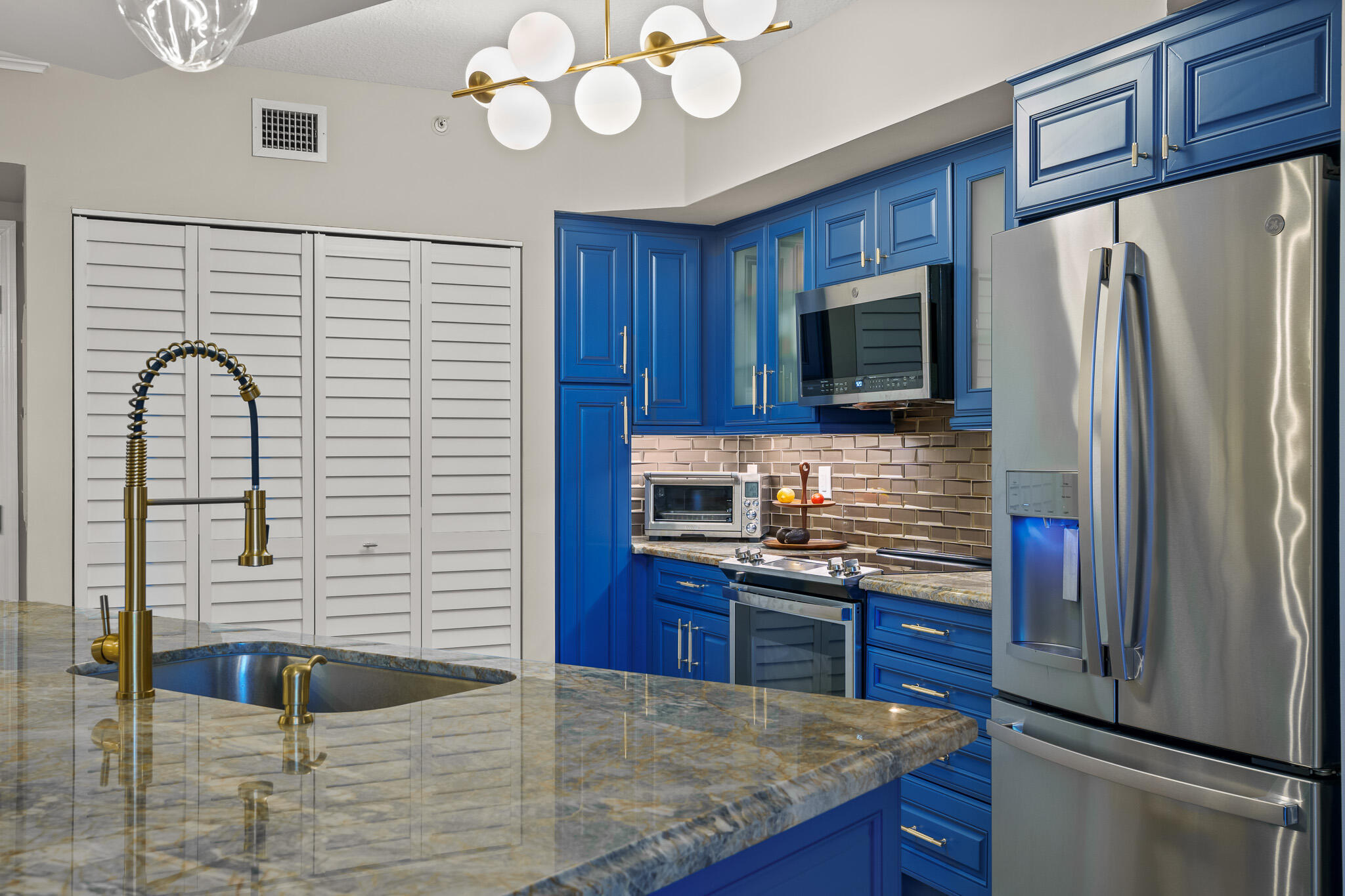 600 S DIXIE #544, West Palm Beach FL 33401