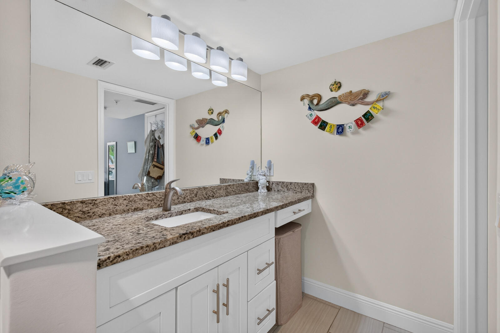 8200 LAKESHORE #2010, Hypoluxo FL 33462