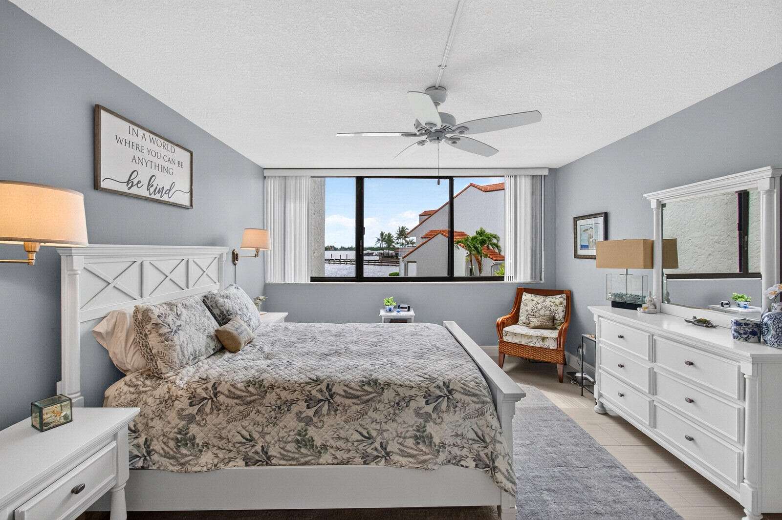 8200 LAKESHORE #2010, Hypoluxo FL 33462