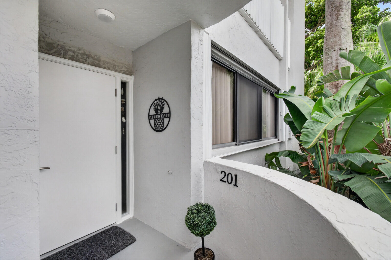 8200 LAKESHORE #2010, Hypoluxo FL 33462