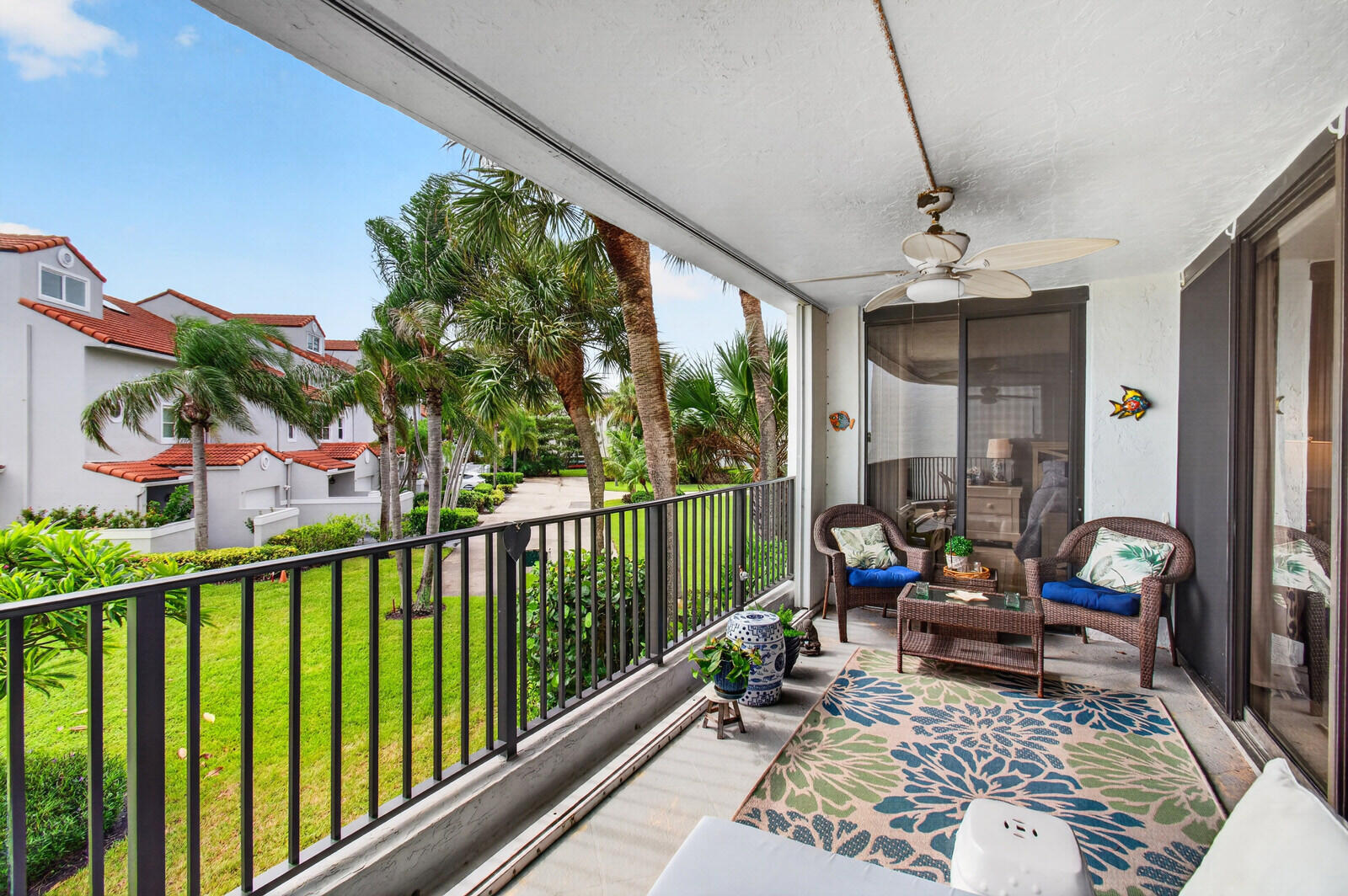 8200 LAKESHORE #2010, Hypoluxo FL 33462