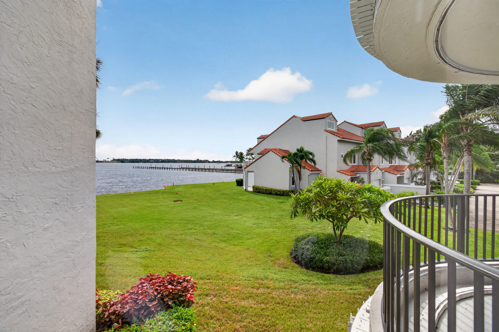 8200 LAKESHORE #2010, Hypoluxo FL 33462