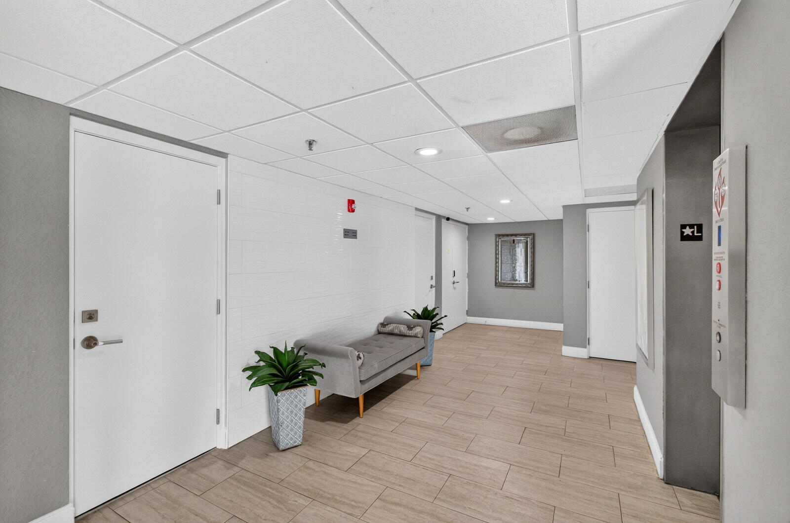 8200 LAKESHORE #2010, Hypoluxo FL 33462