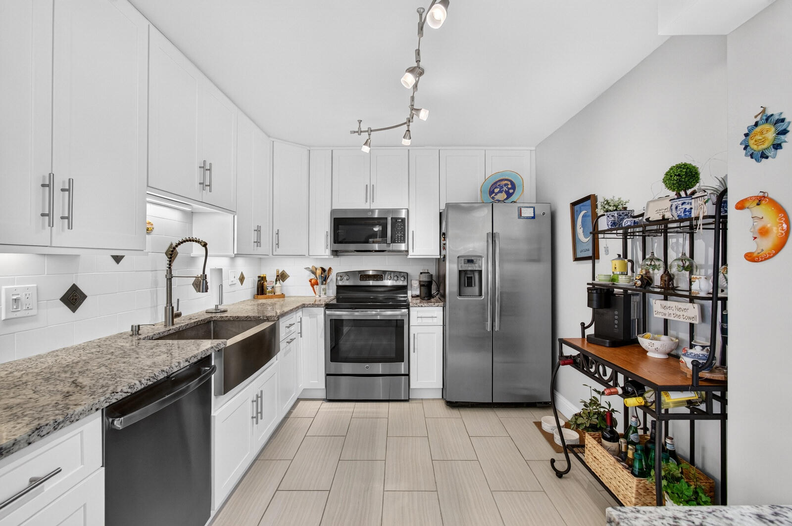 8200 LAKESHORE #2010, Hypoluxo FL 33462