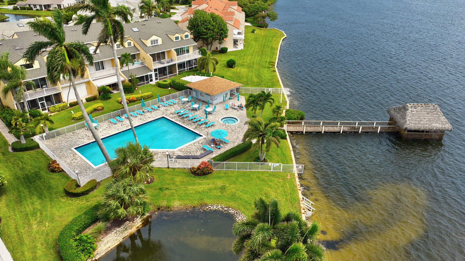 8200 LAKESHORE #2010, Hypoluxo FL 33462
