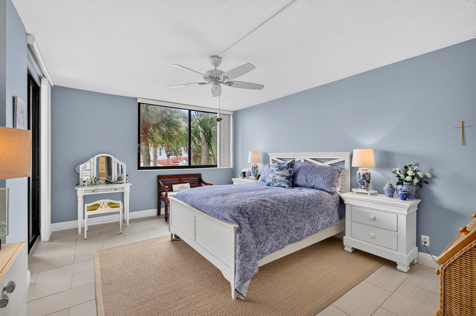 8200 LAKESHORE #2010, Hypoluxo FL 33462