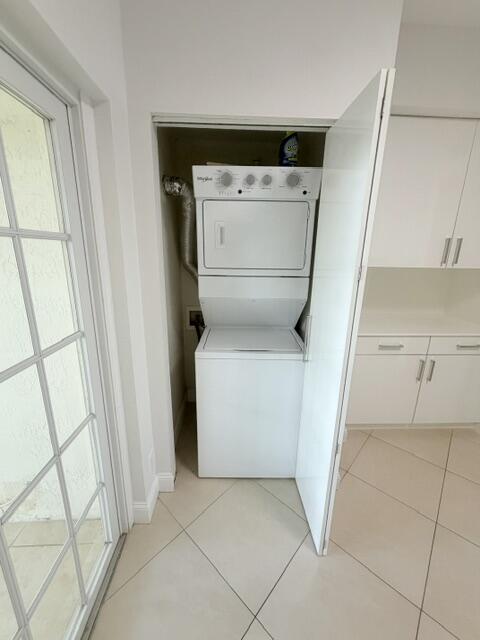 5275 JAMBOREE, Margate FL 33063