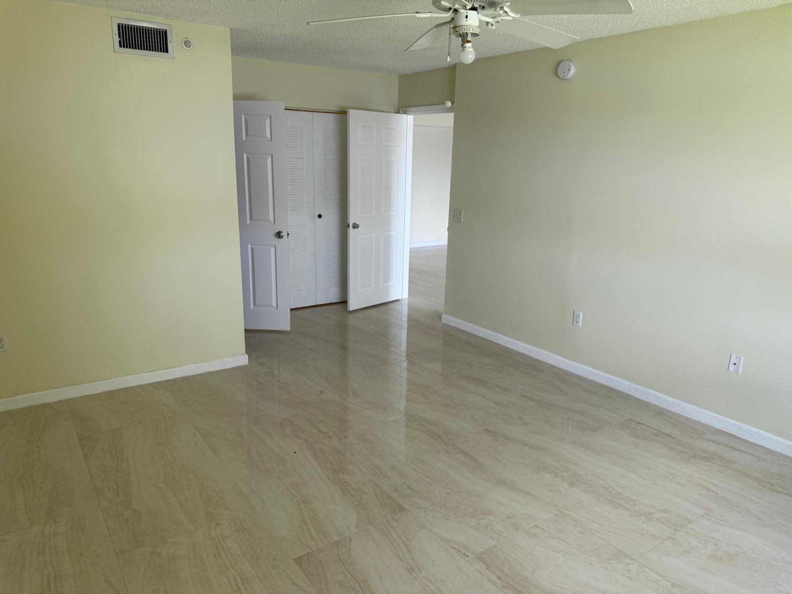 5061 WILES #202, Coconut Creek FL 33073