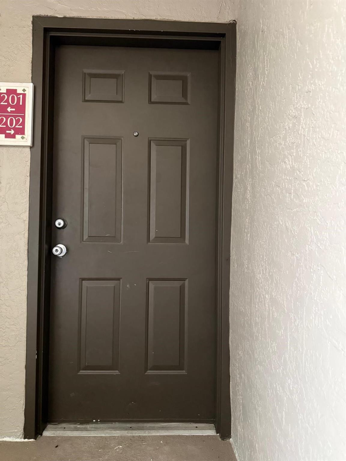 5061 WILES #202, Coconut Creek FL 33073