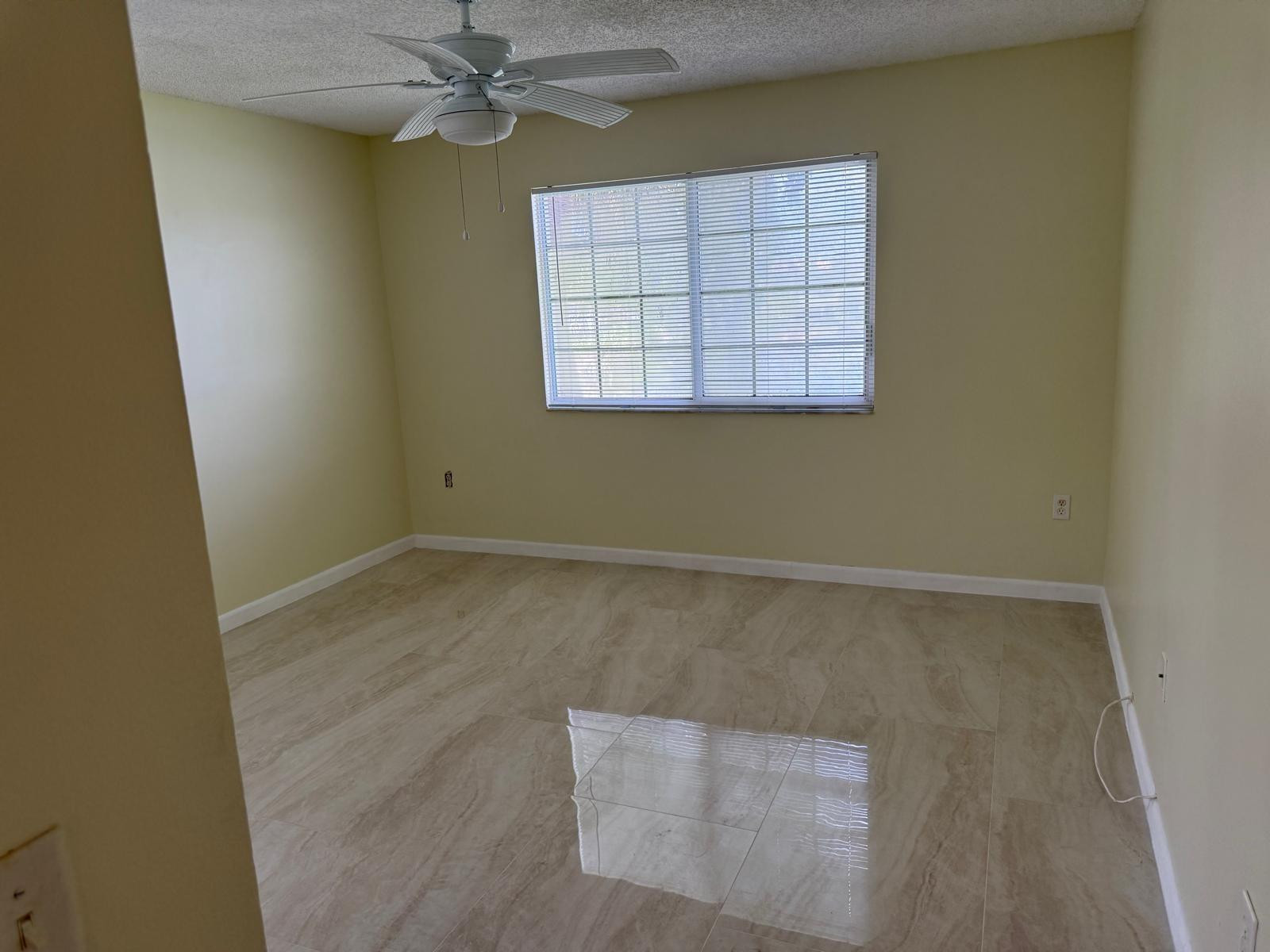 5061 WILES #202, Coconut Creek FL 33073