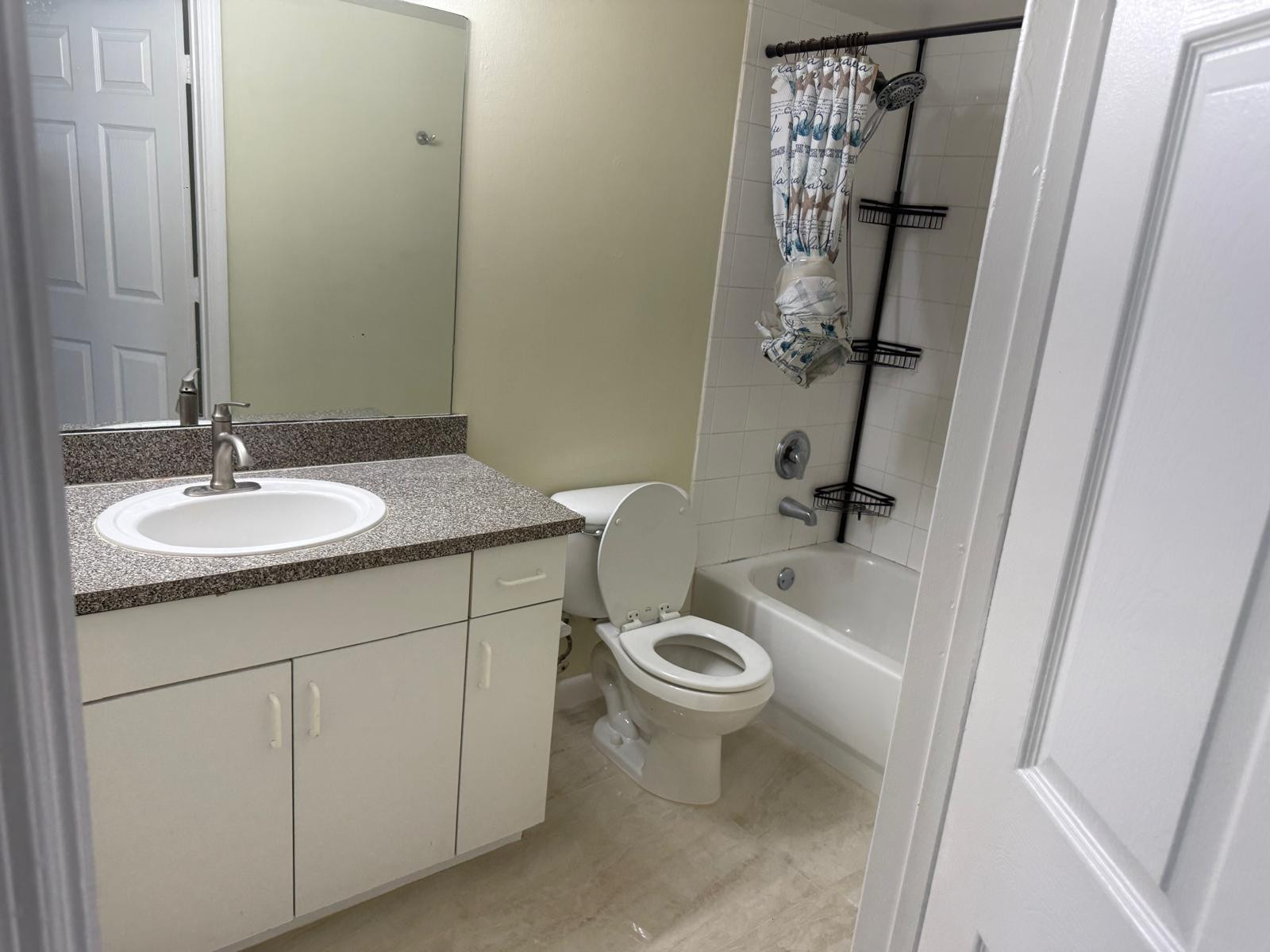 5061 WILES #202, Coconut Creek FL 33073