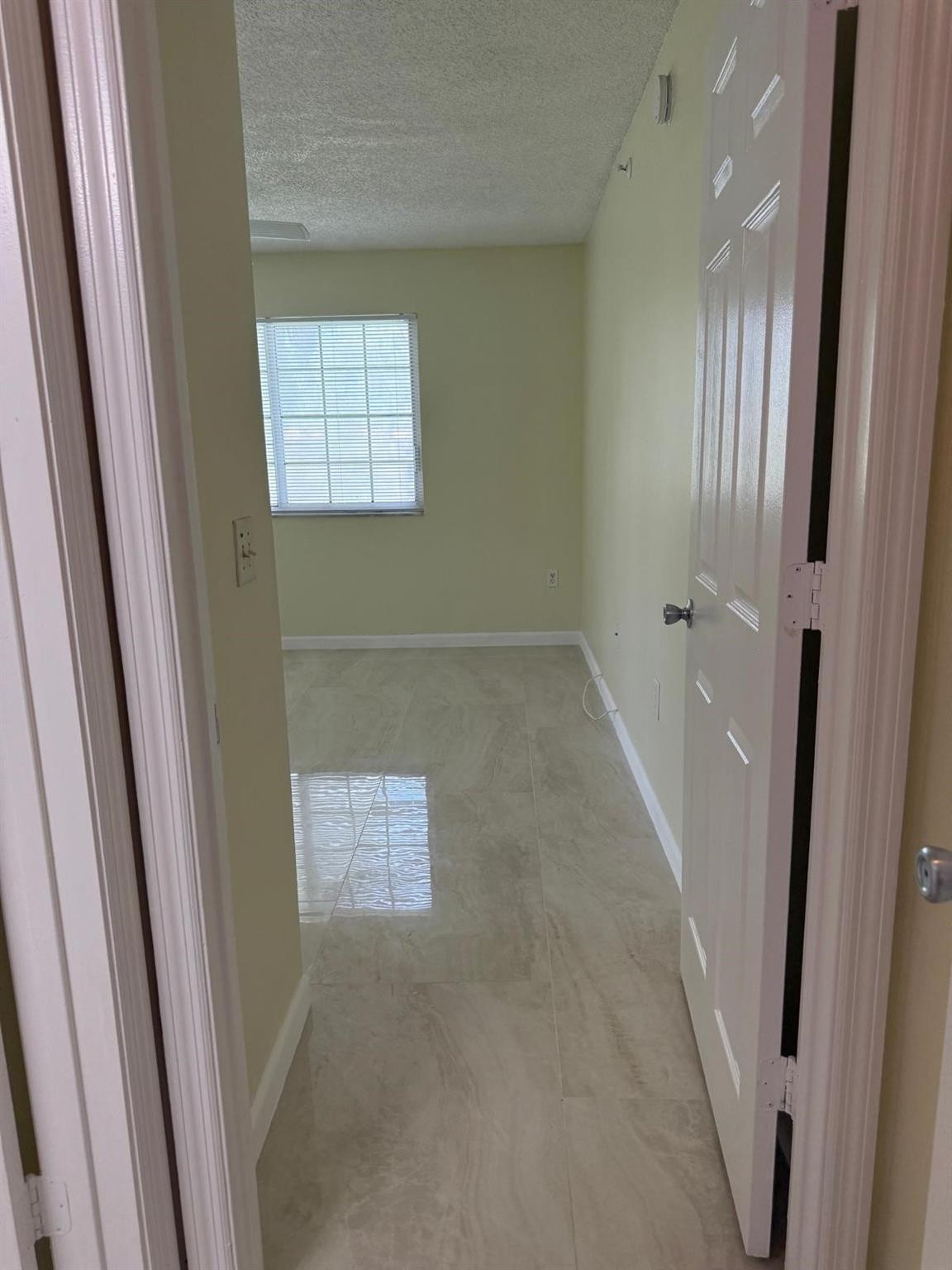5061 WILES #202, Coconut Creek FL 33073