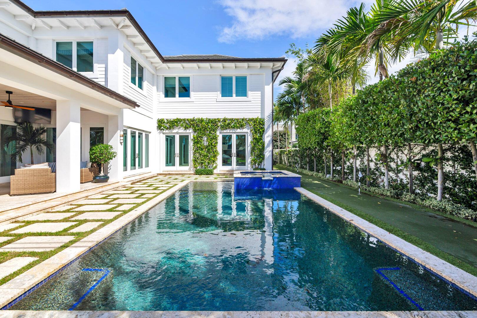 222 Arlington, West Palm Beach FL 33405