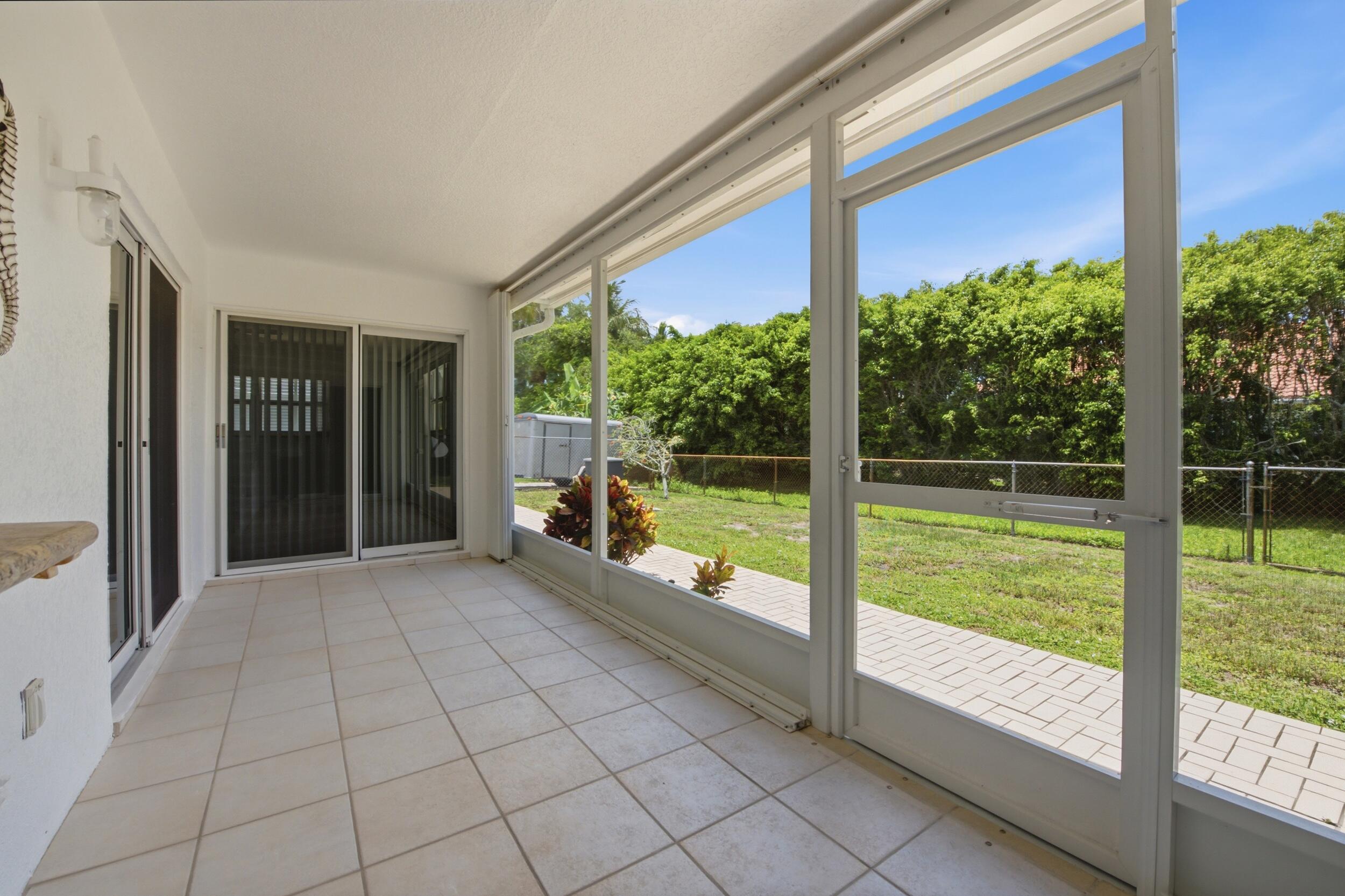 916 EVERGREEN, North Palm Beach FL 33408