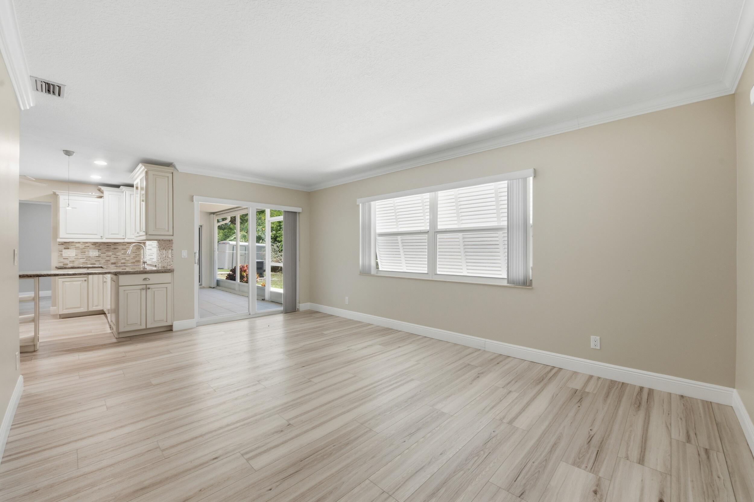 916 EVERGREEN, North Palm Beach FL 33408