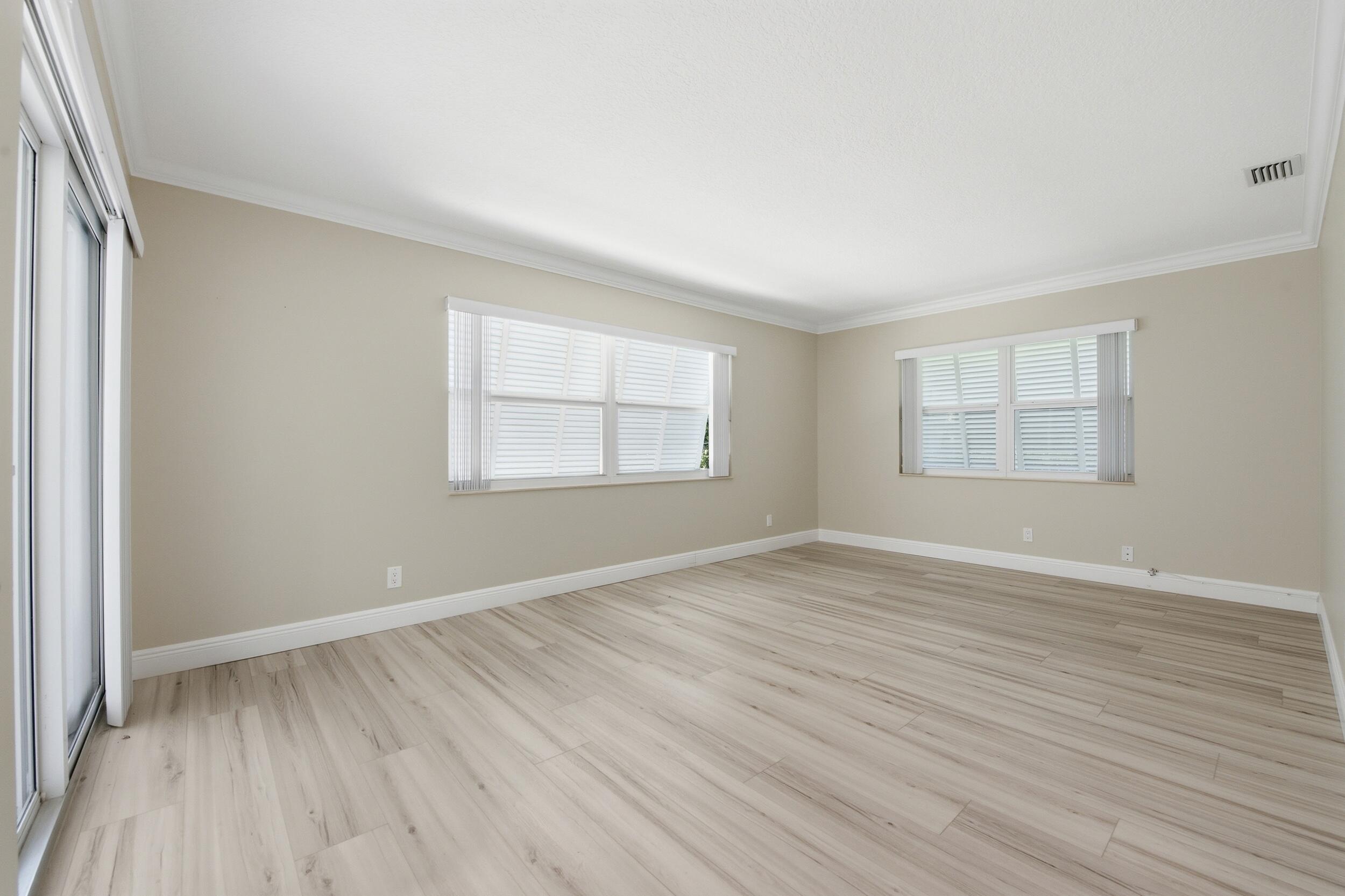 916 EVERGREEN, North Palm Beach FL 33408
