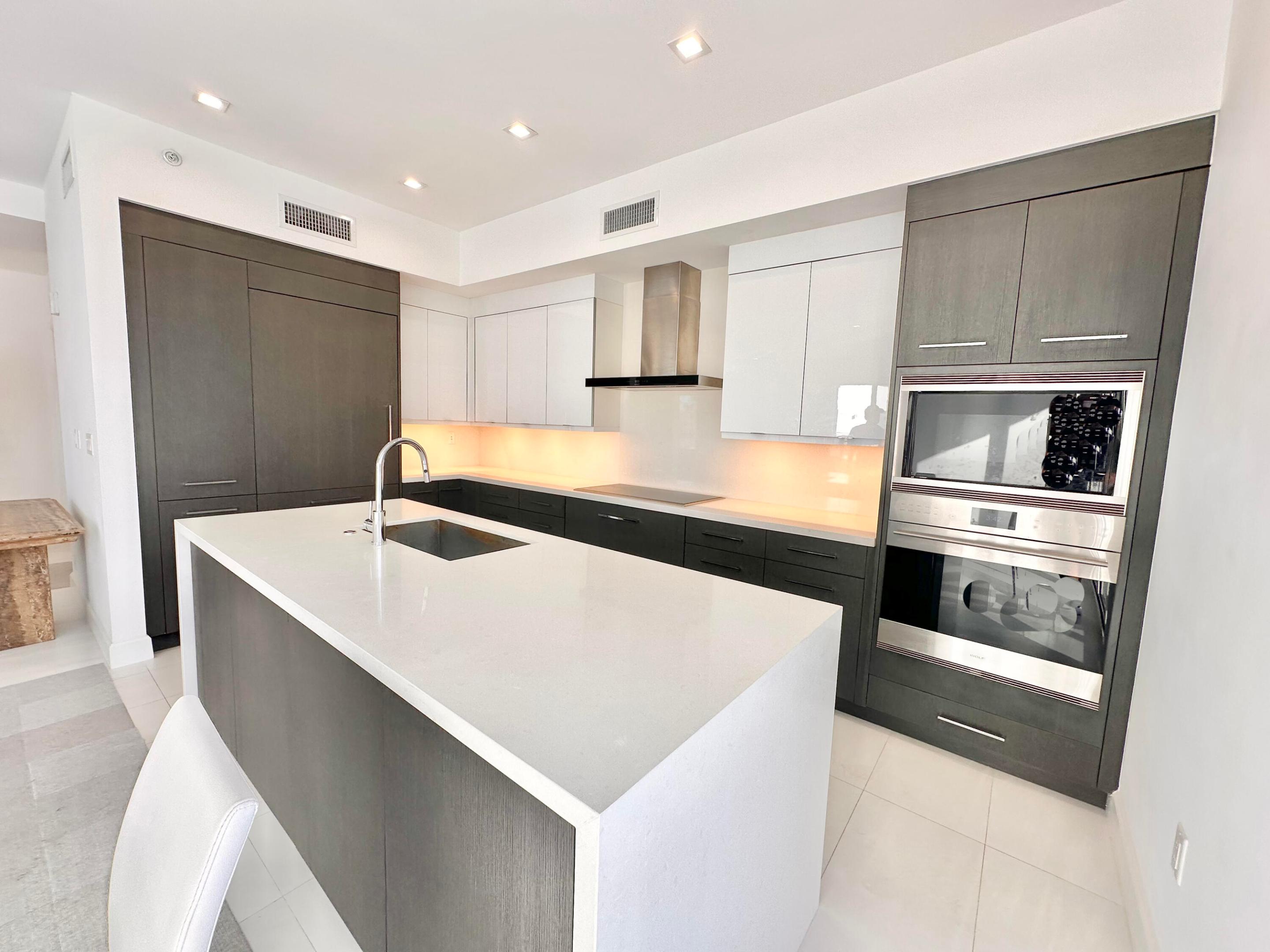 6000 N OCEAN #2N, Hollywood FL 33019