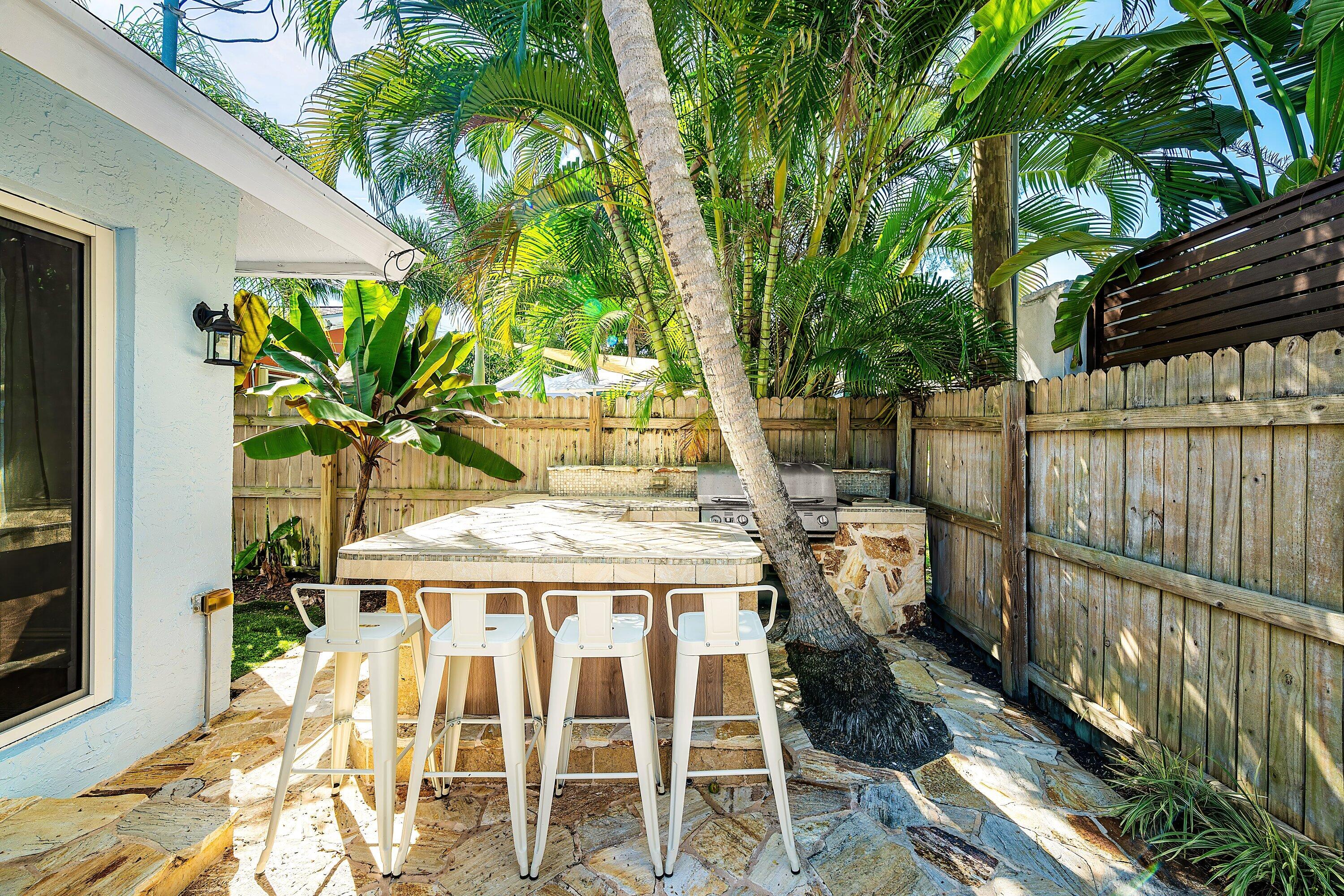 15 East, Boynton Beach FL 33435