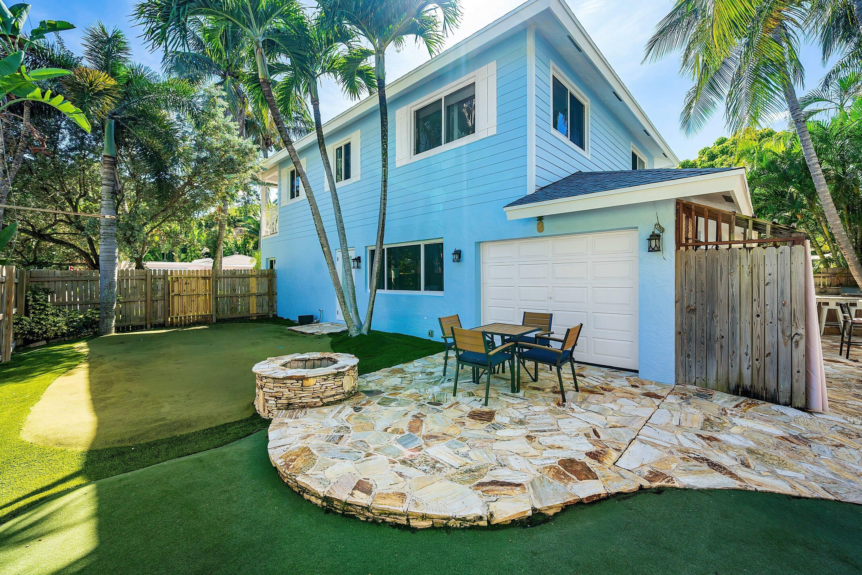 15 East, Boynton Beach FL 33435