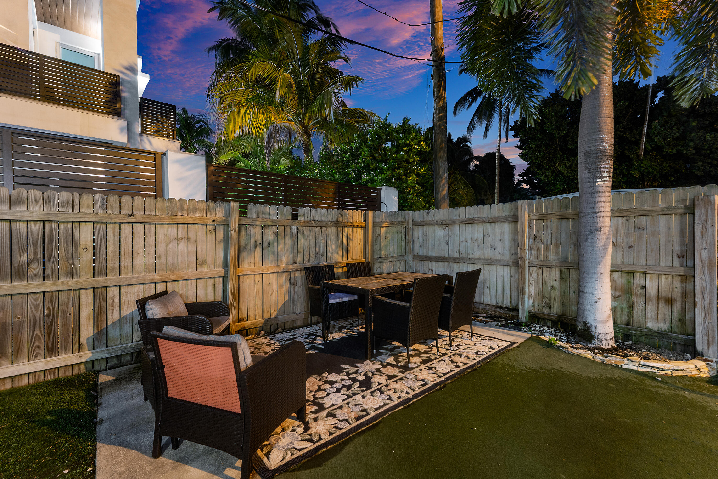 15 East, Boynton Beach FL 33435