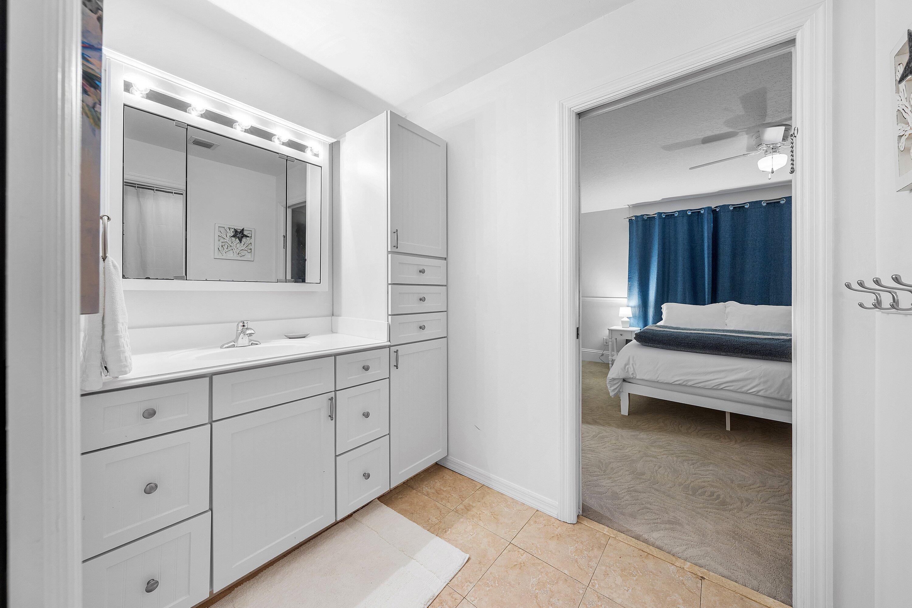 15 East, Boynton Beach FL 33435